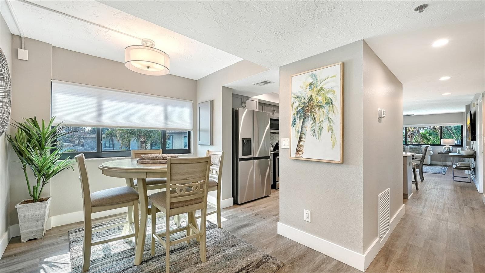 Condominium at 1001 POINT OF ROCKS RD #208, SARASOTA, photo 8 of 63