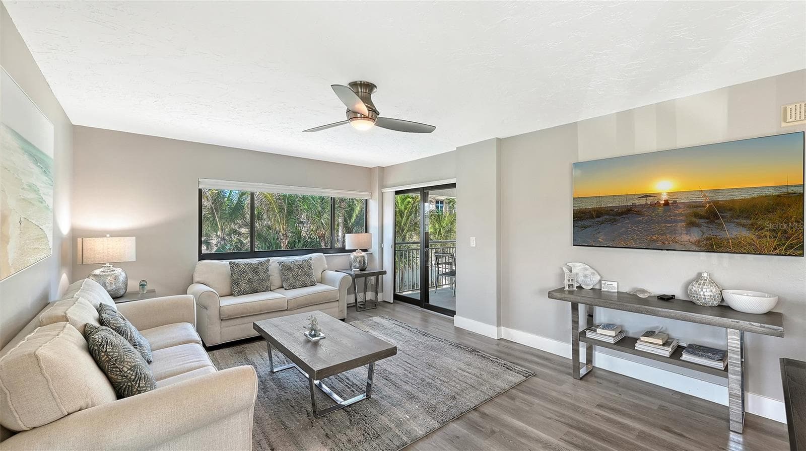 Condominium at 1001 POINT OF ROCKS RD #208, SARASOTA, photo 15 of 63
