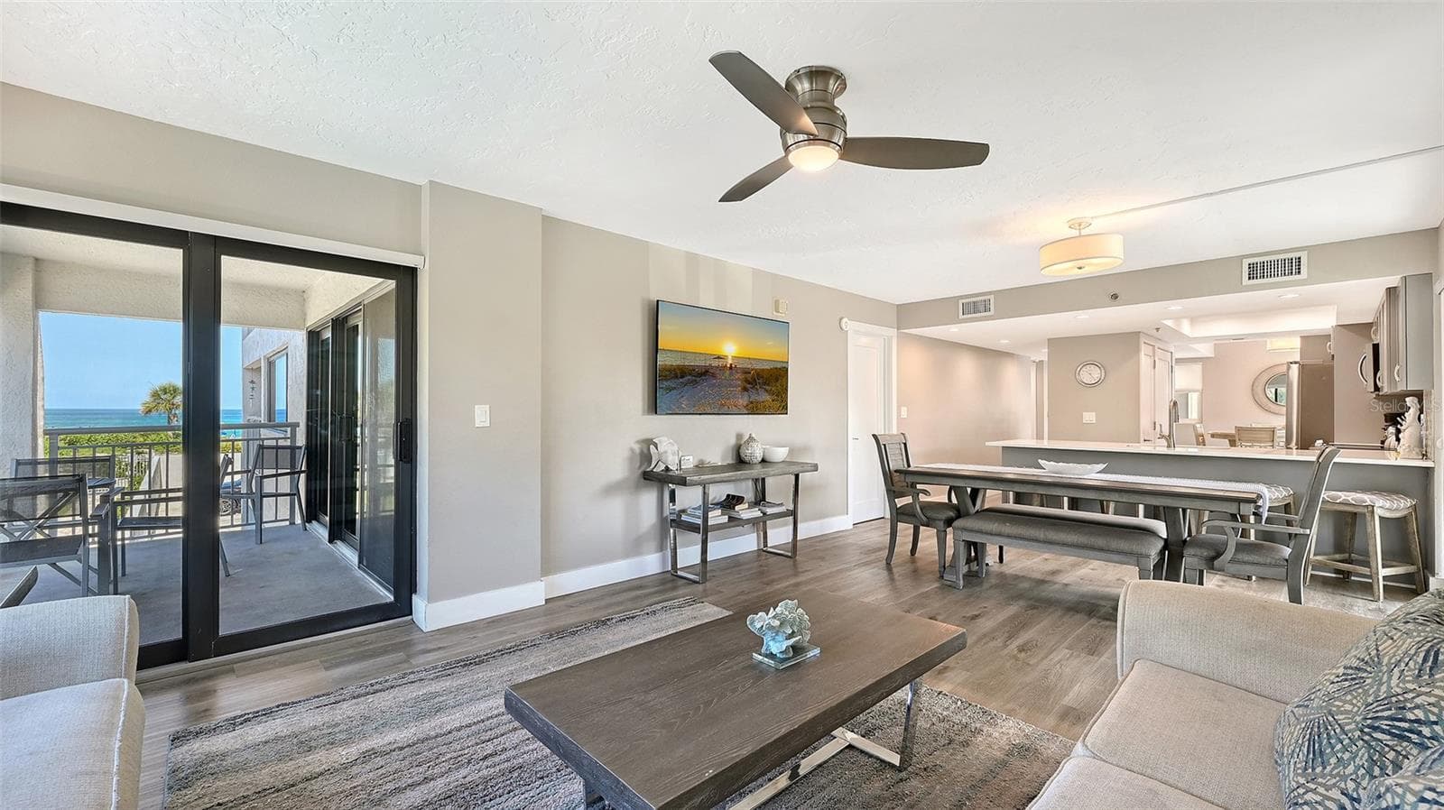 Condominium at 1001 POINT OF ROCKS RD #208, SARASOTA, photo 18 of 63