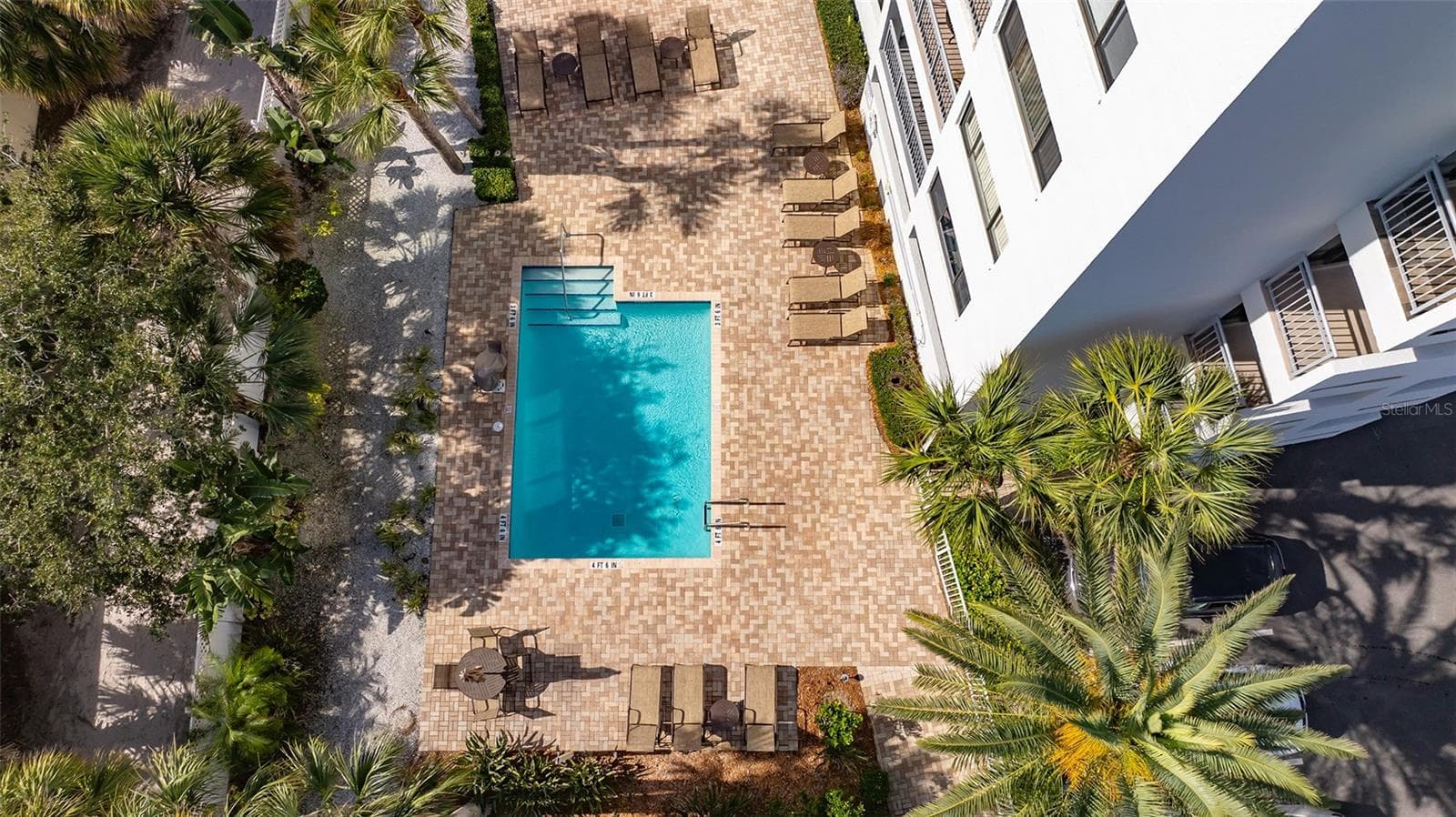 Condominium at 1001 POINT OF ROCKS RD #208, SARASOTA, photo 38 of 63