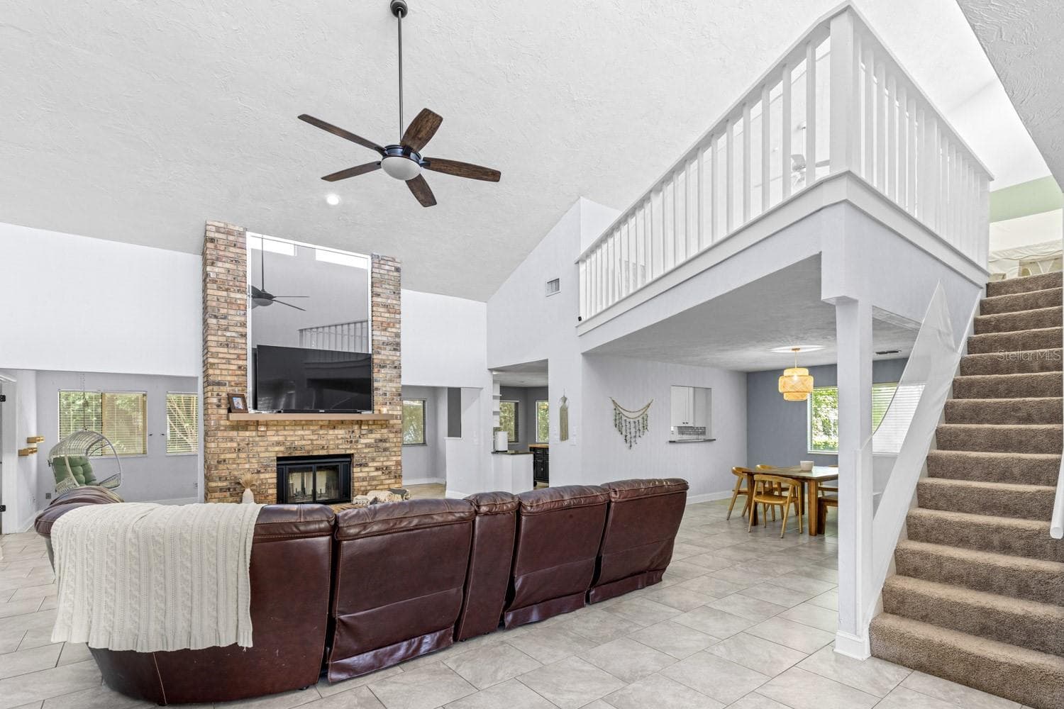 Single Family Residence at 82 KINGSLEY PL, ORMOND BEACH, photo 4 of 41