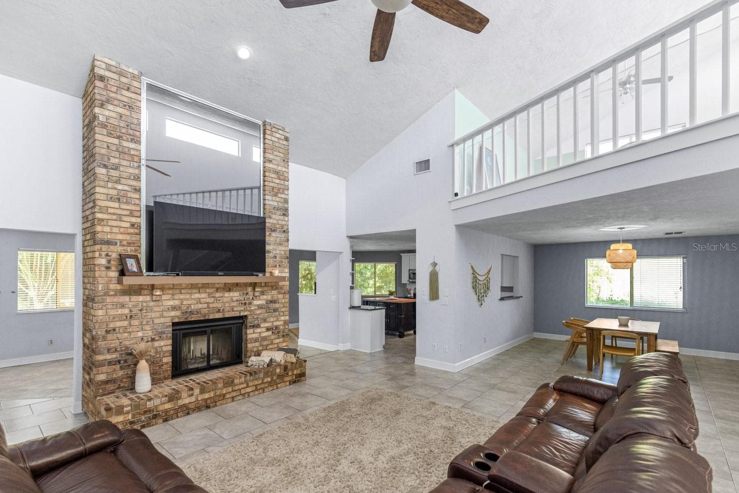 Single Family Residence at 82 KINGSLEY PL, ORMOND BEACH, photo 5 of 41