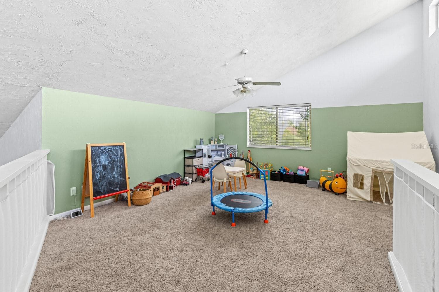 Single Family Residence at 82 KINGSLEY PL, ORMOND BEACH, photo 8 of 41
