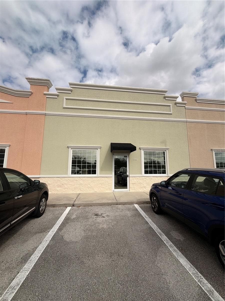 910 BELLE AVE #1140