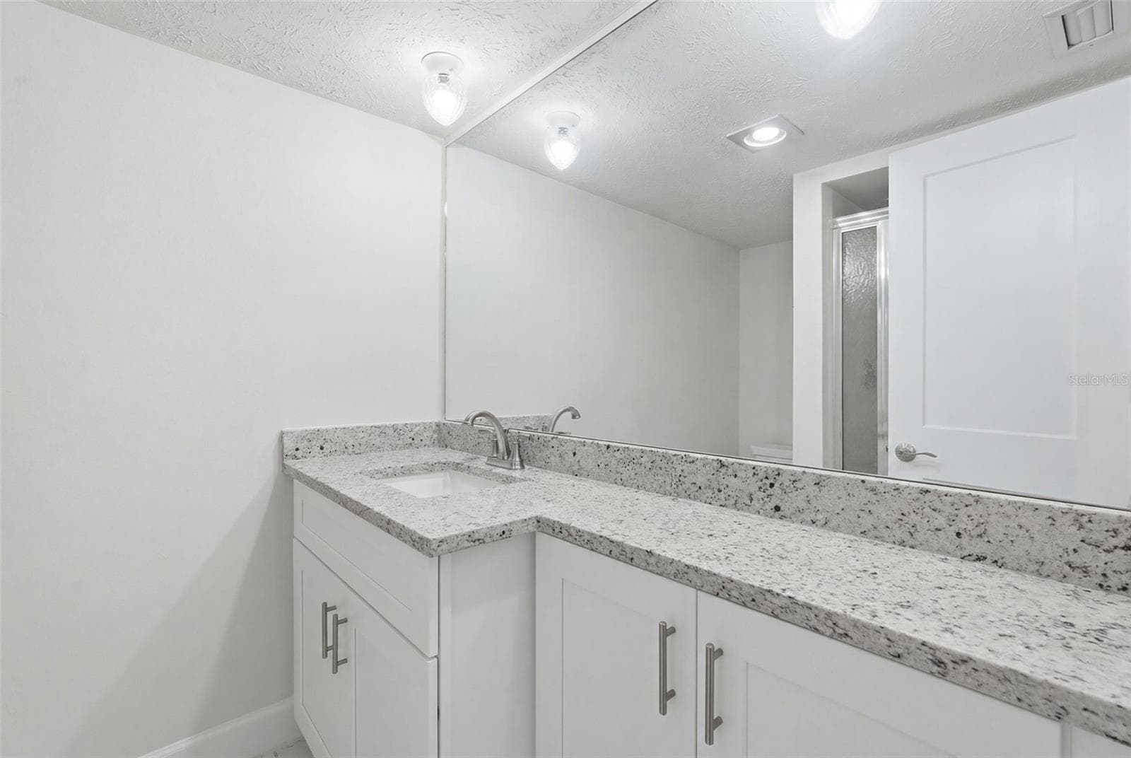 Condominium at 16211 DUBLIN CIR #104, FORT MYERS, photo 24 of 34