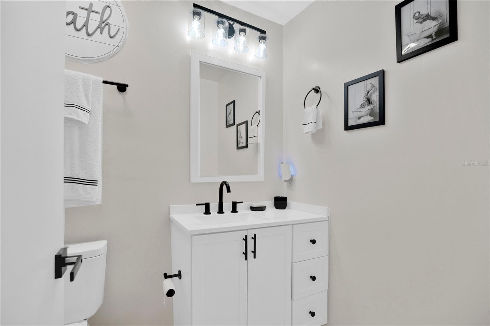 Townhouse at 7408 LITTLE POND CT, ORLANDO, photo 11 of 35