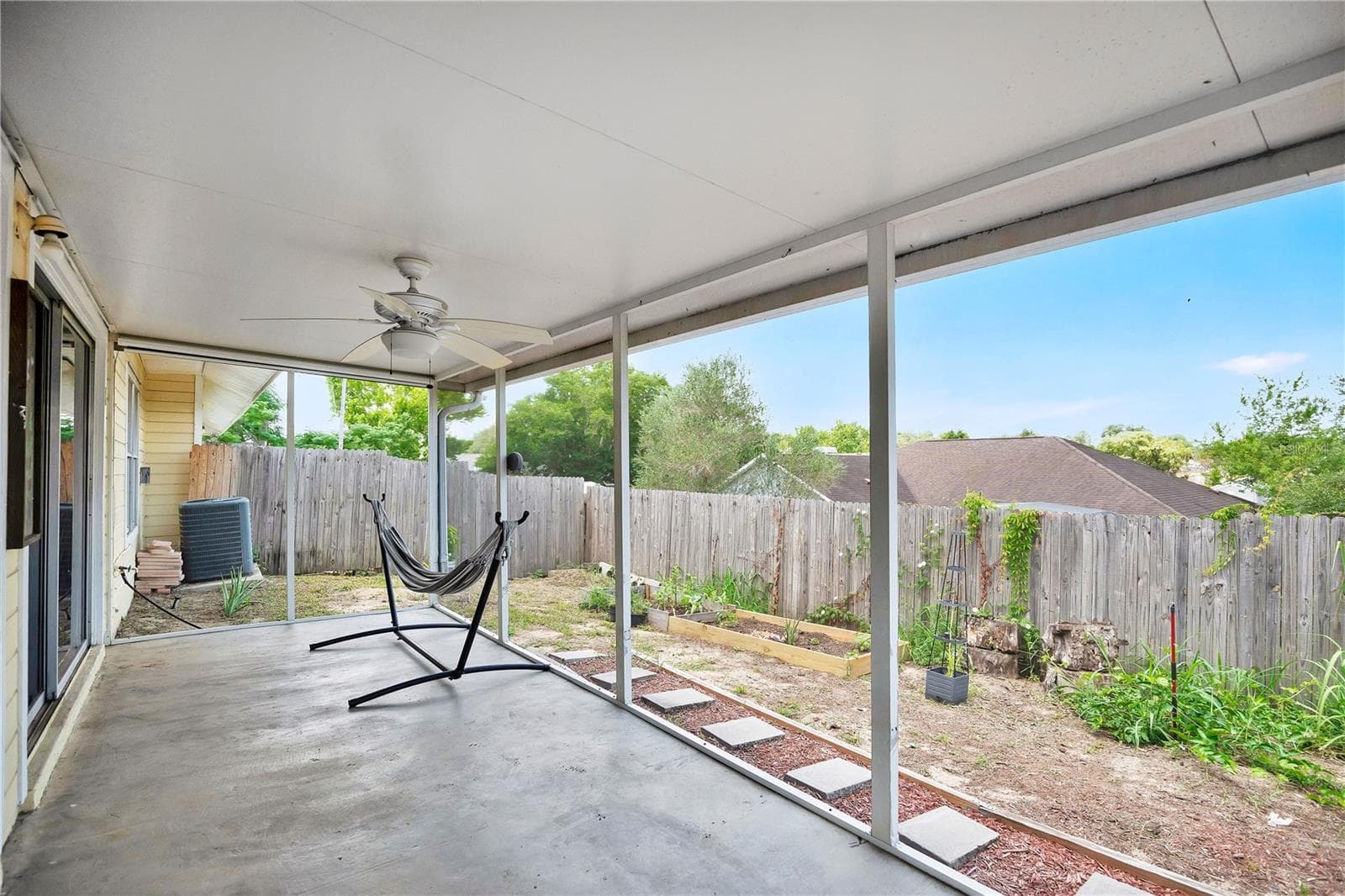 Townhouse at 7408 LITTLE POND CT, ORLANDO, photo 22 of 35