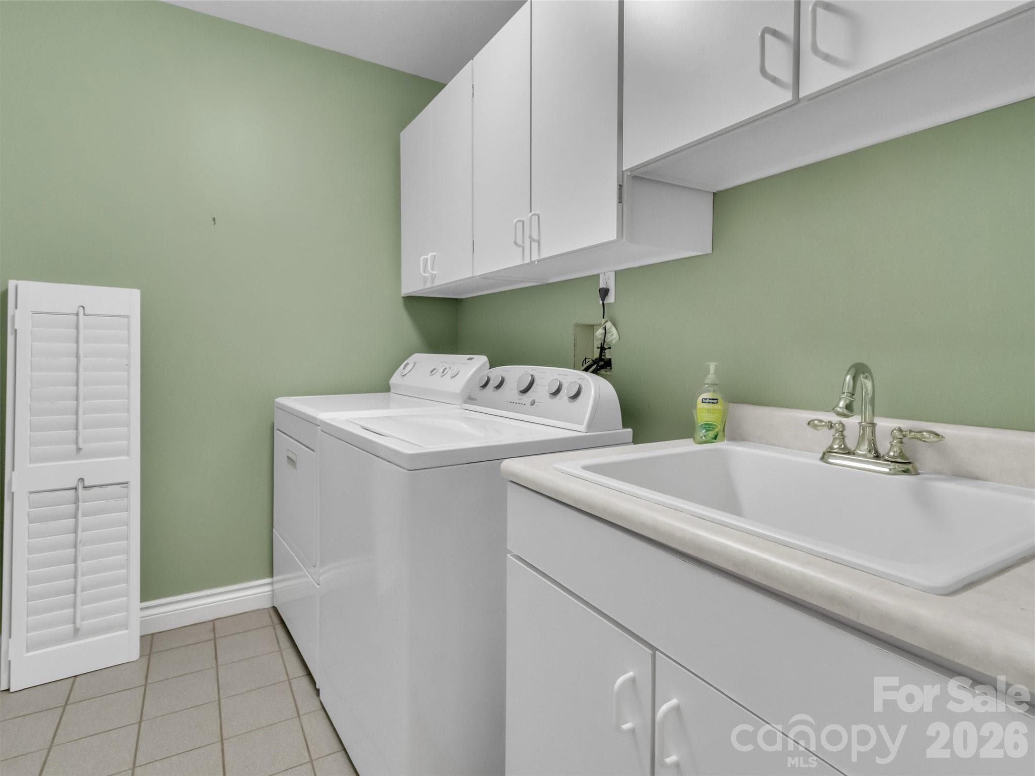 laundry/ upstairs - 9 Hickory Ridge, Fletcher