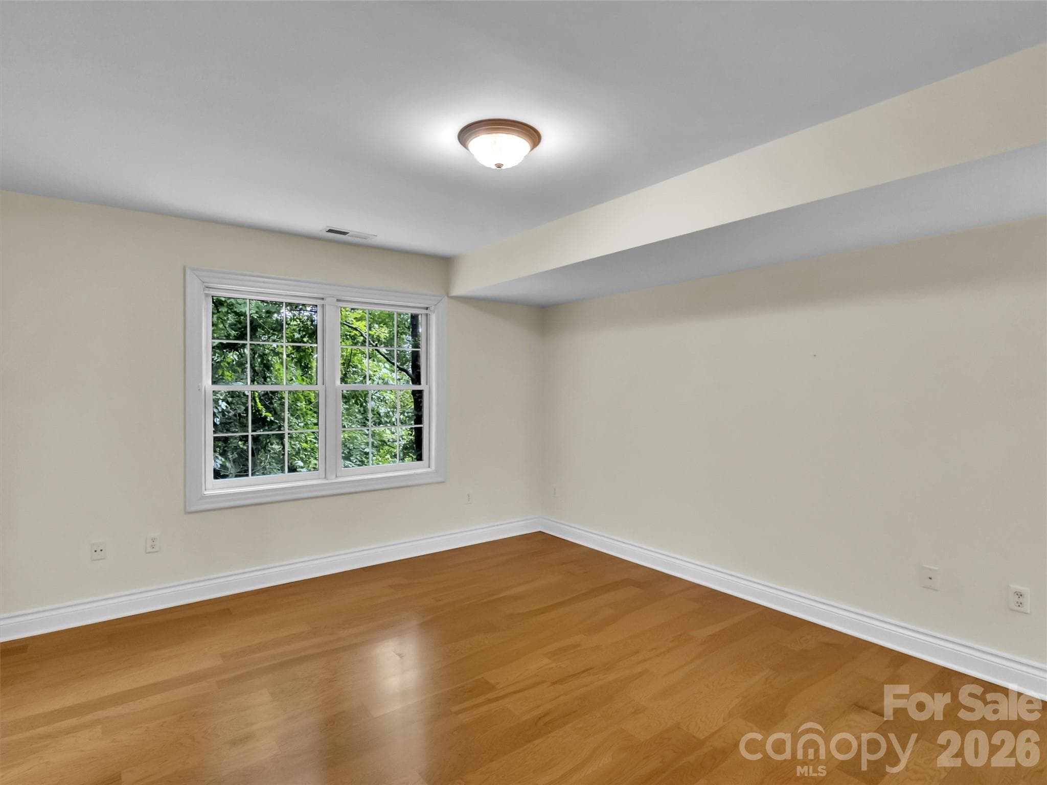 Lower level bedroom - 9 Hickory Ridge, Fletcher