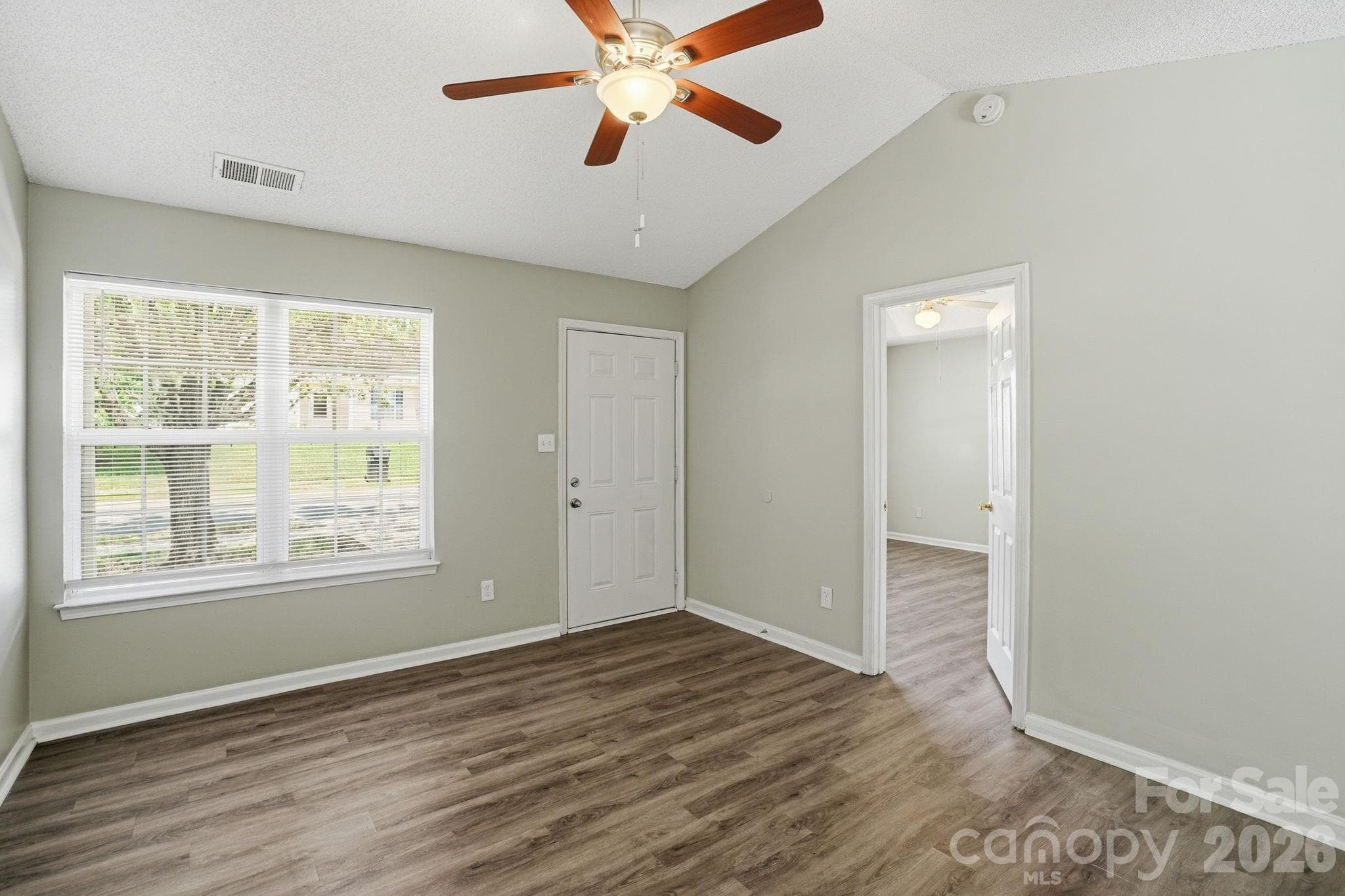 Single Family Residence at 2928 Westwinds Court, Charlotte, photo 5 of 29
