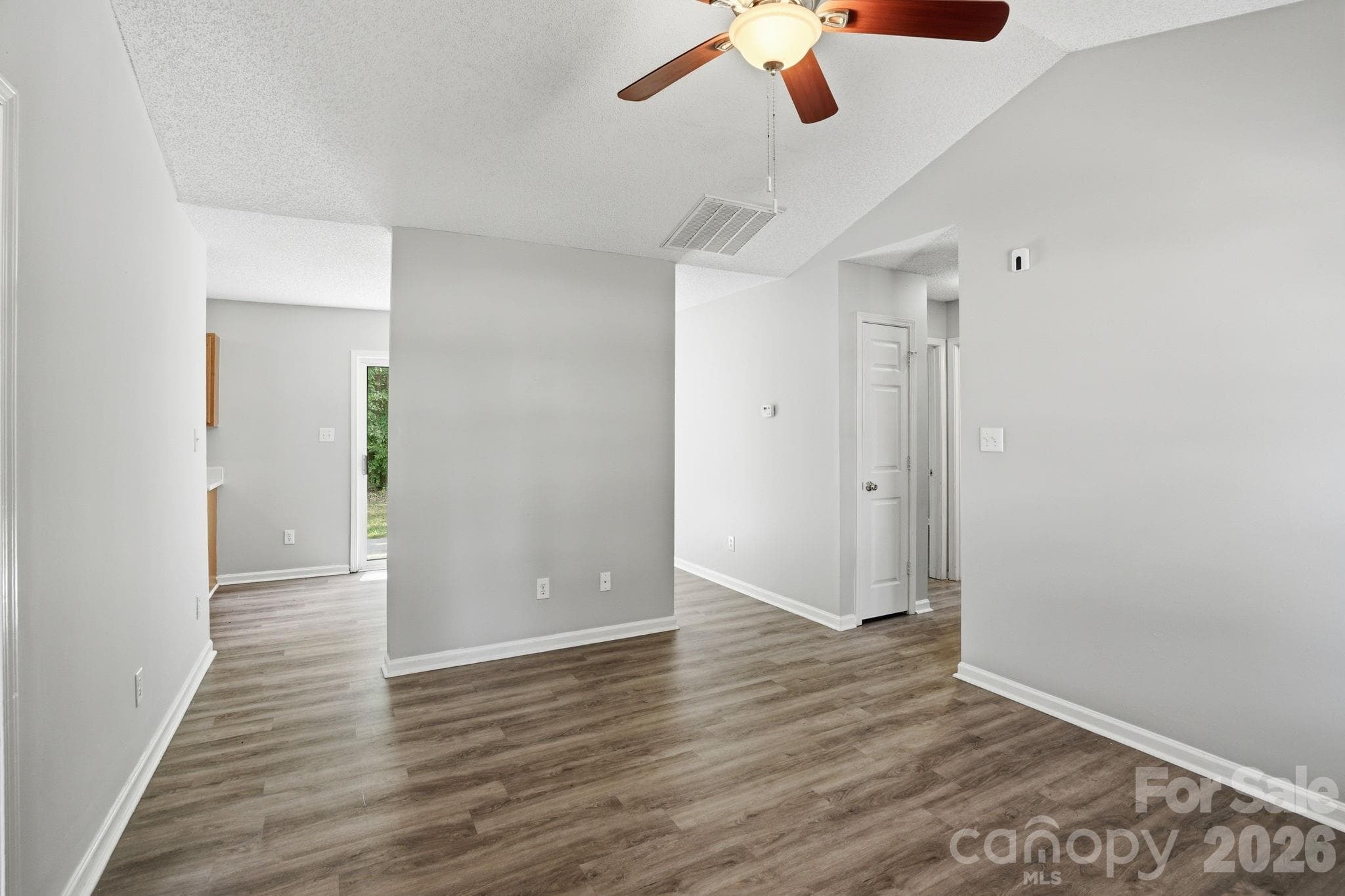 Single Family Residence at 2928 Westwinds Court, Charlotte, photo 6 of 29