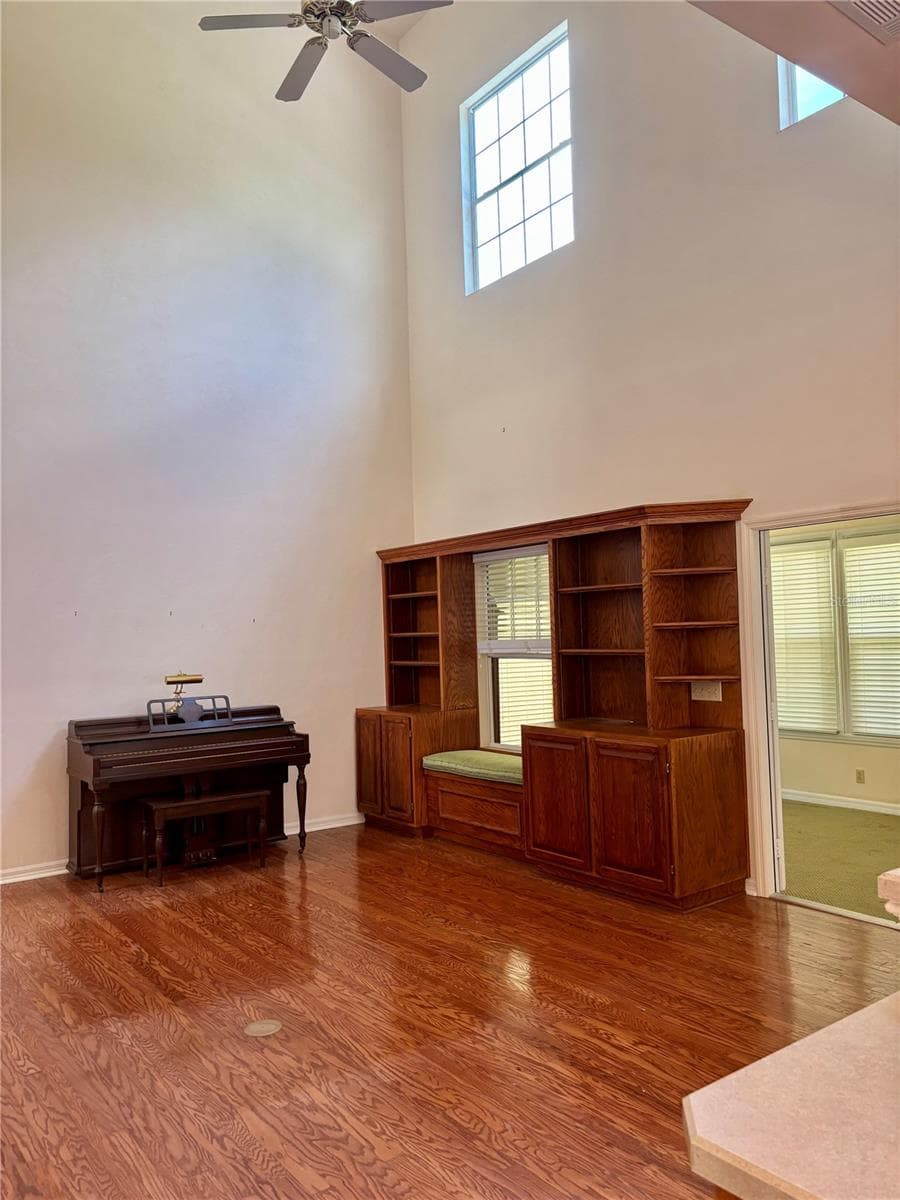 Single Family Residence at 10961 PALMETTO BLVD, ALACHUA, photo 6 of 12