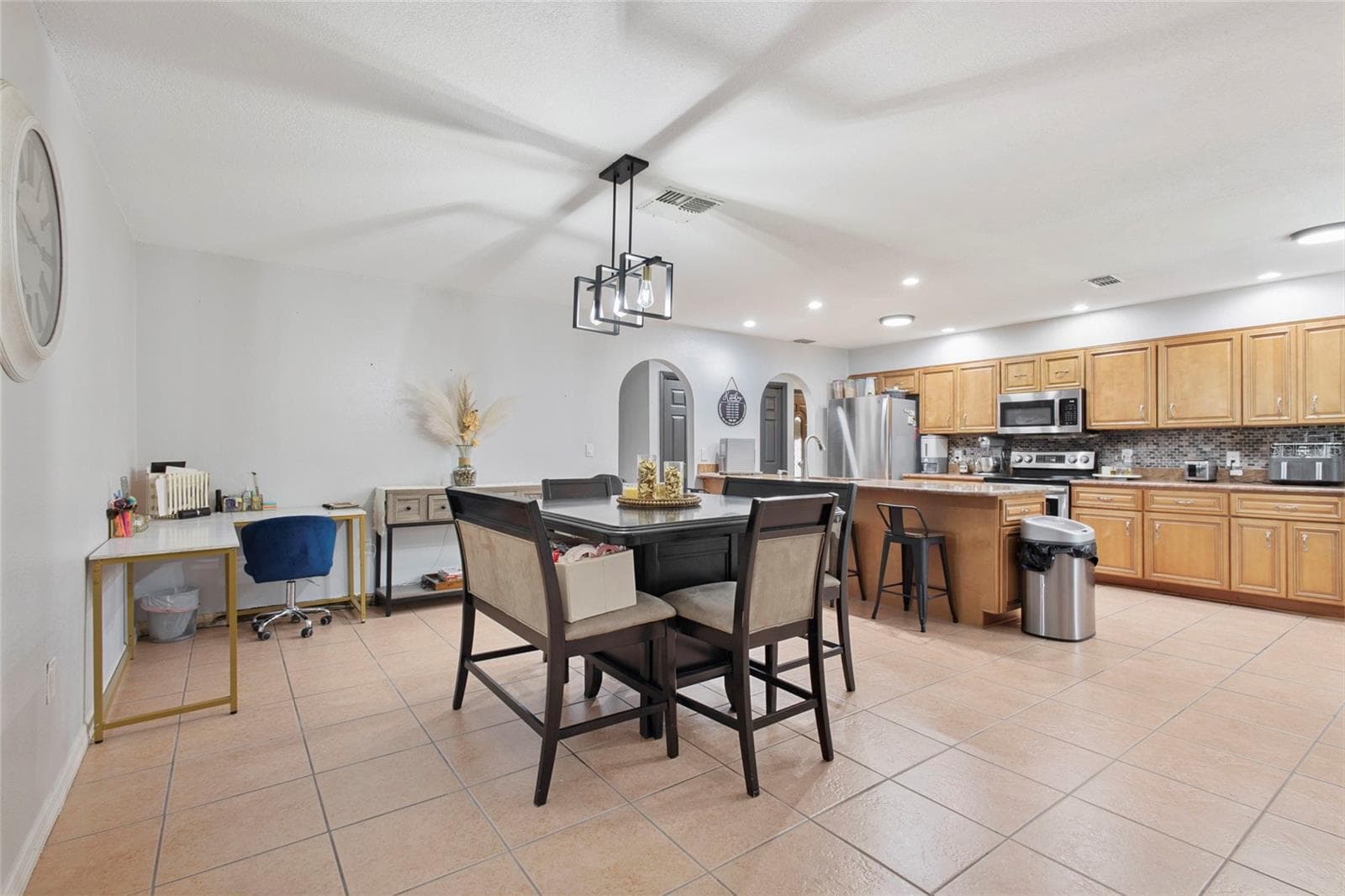 Single Family Residence at 10951 PEPPERTREE LN, PORT RICHEY,, photo 17 of 40