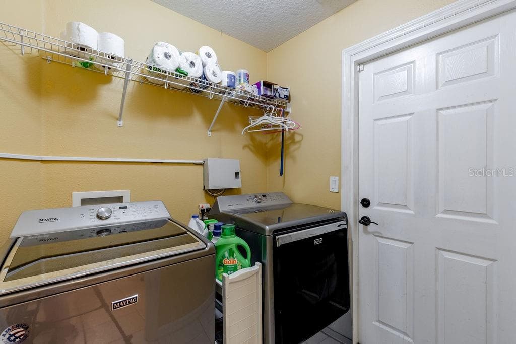 New washer dryer - 6116 ARMADA ST, TAVARES