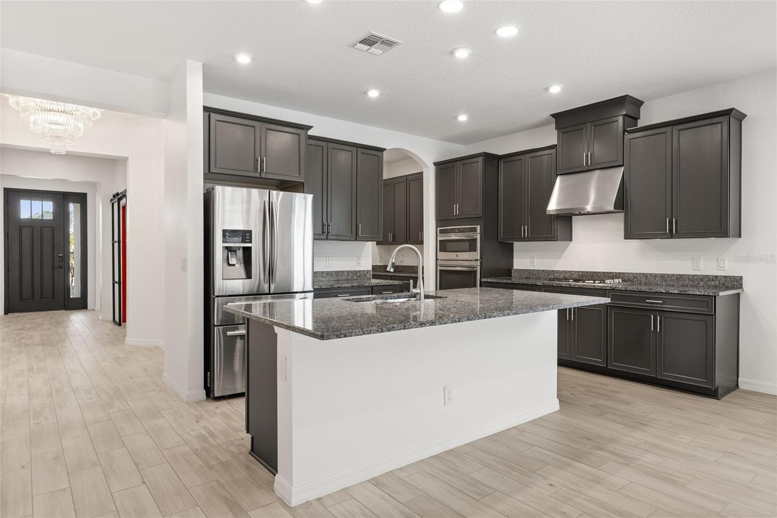 Single Family Residence at 1151 LAKESIDE ESTATES DR, APOPKA, photo 3 of 44