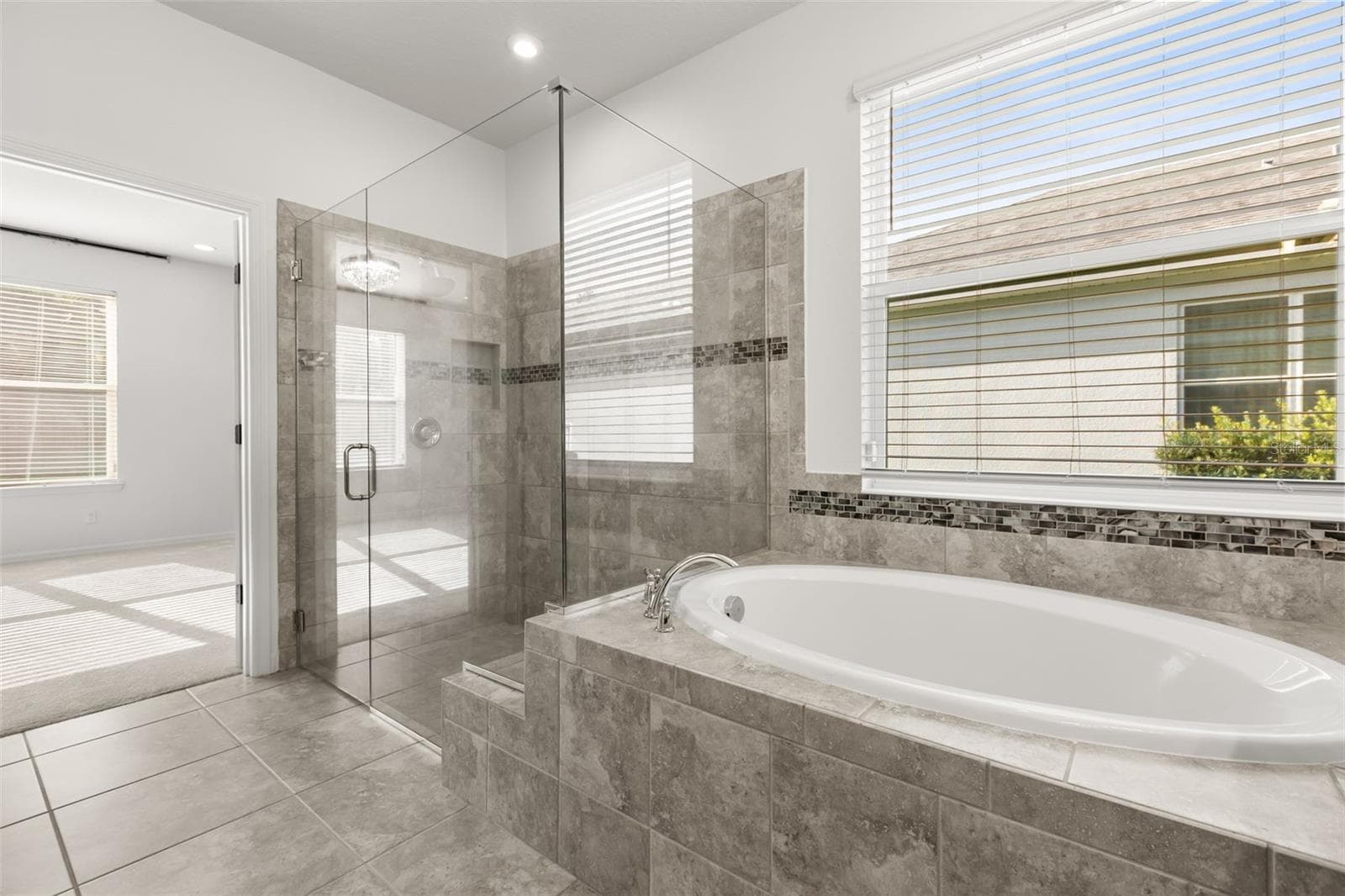 Single Family Residence at 1151 LAKESIDE ESTATES DR, APOPKA, photo 19 of 44