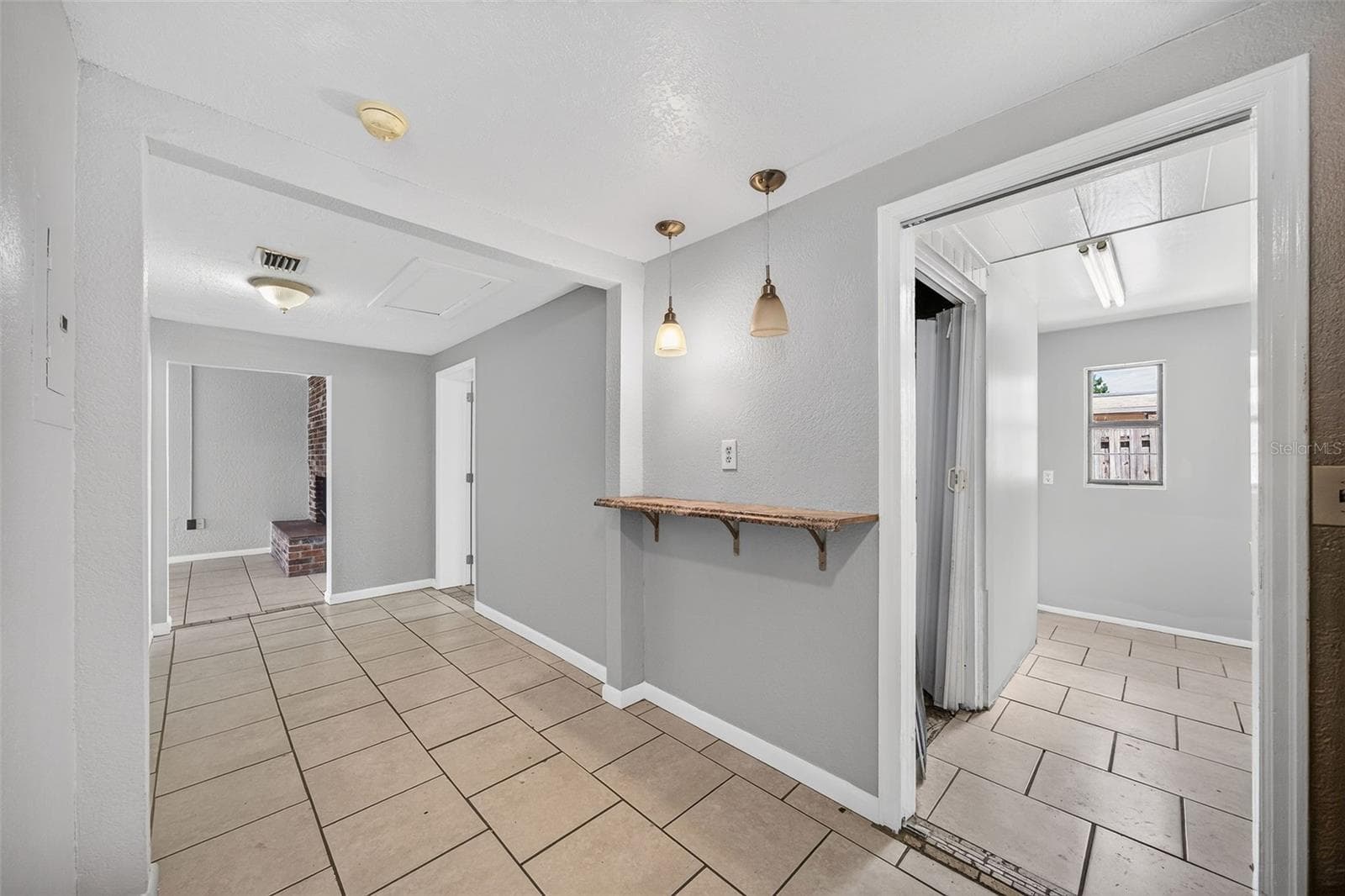 Unit 708 Dining Area/Kitchen - 708 N SAINT CLAIR ABRAMS AVE, TAVARES