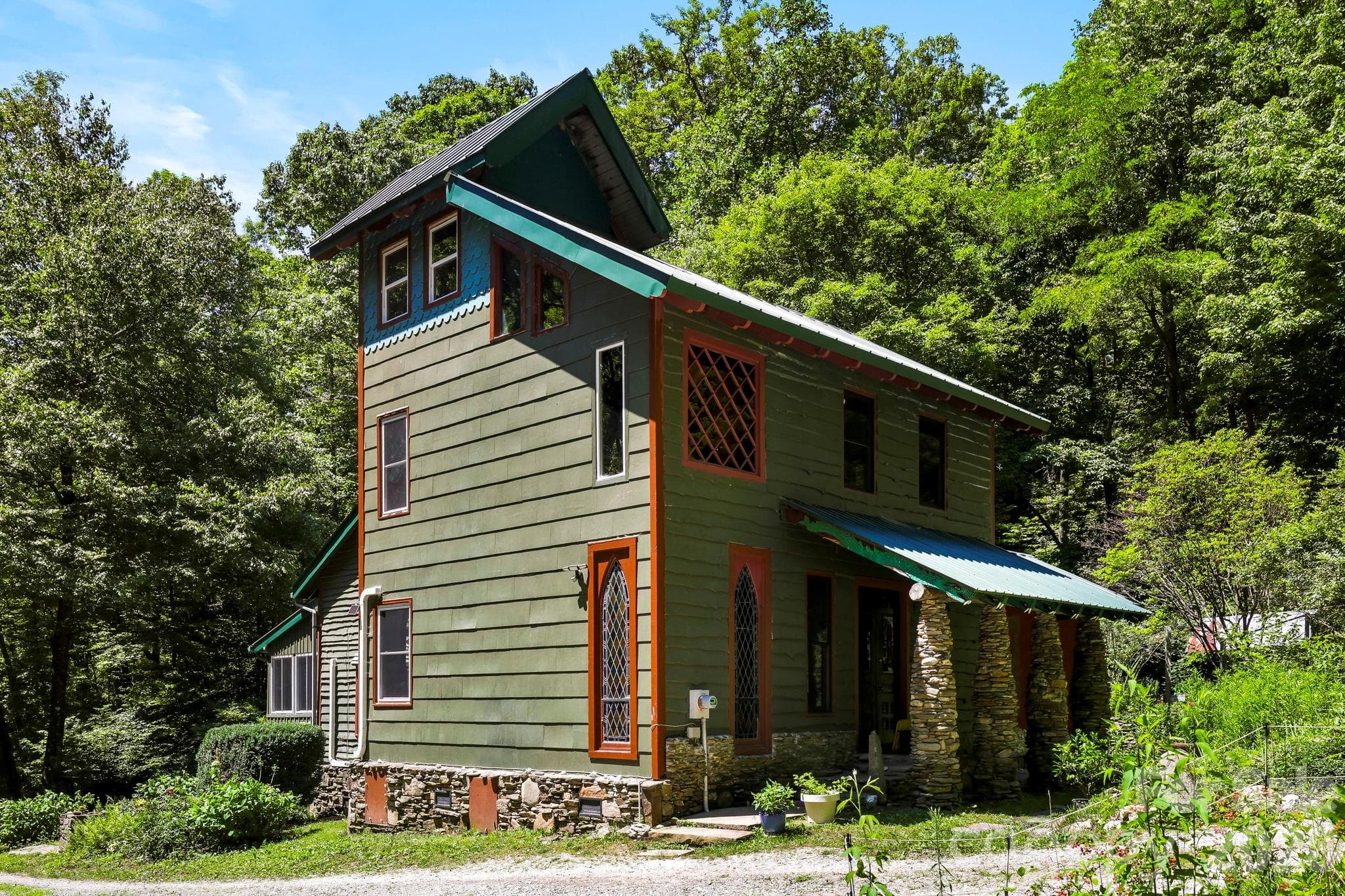 Welcome Home to this one of a kind property! - Black Mountain