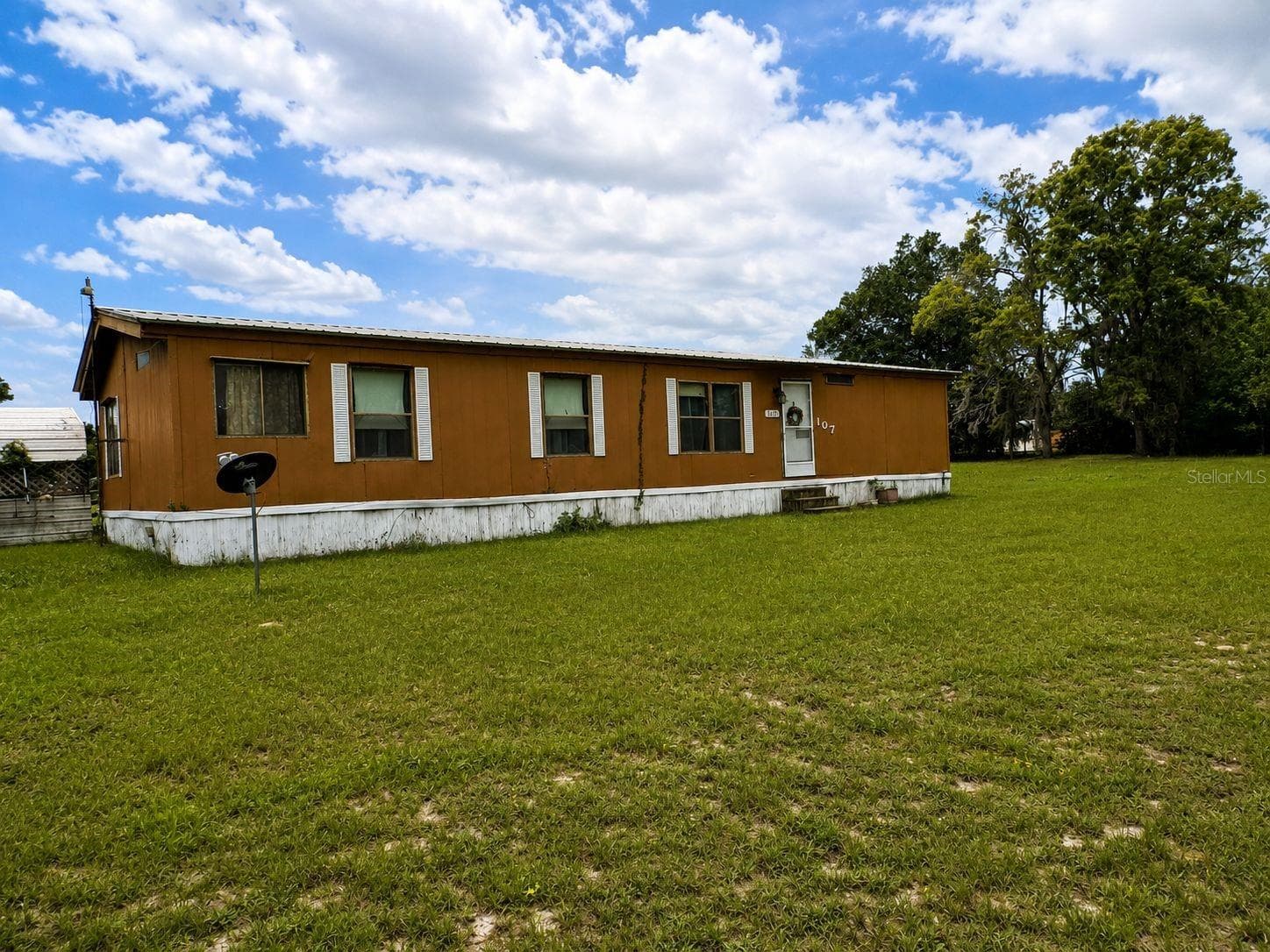 Manufactured Home at 107 GREEN OAK DR, MELROSE, photo 6 of 28