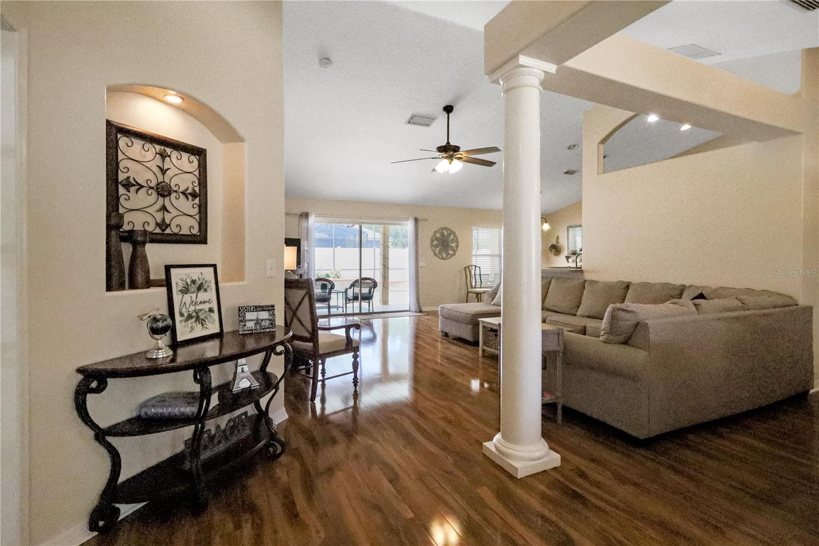 Single Family Residence at 34224 SHADEWOOD CIR, LEESBURG, photo 20 of 51