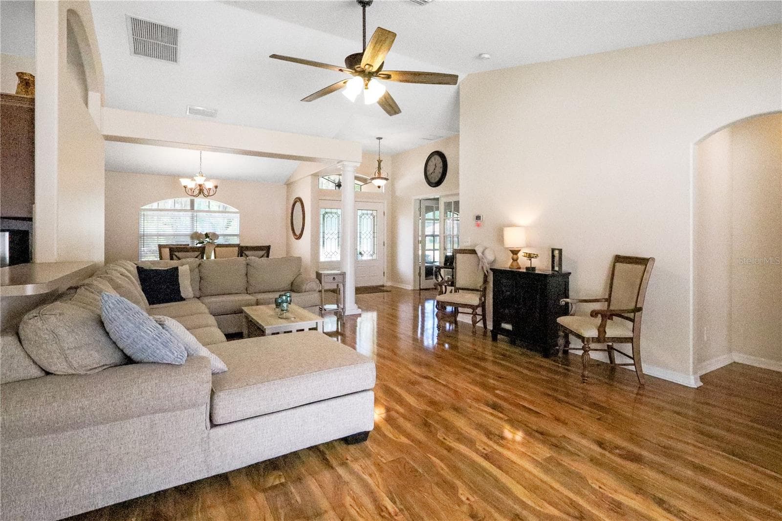 Single Family Residence at 34224 SHADEWOOD CIR, LEESBURG, photo 23 of 51