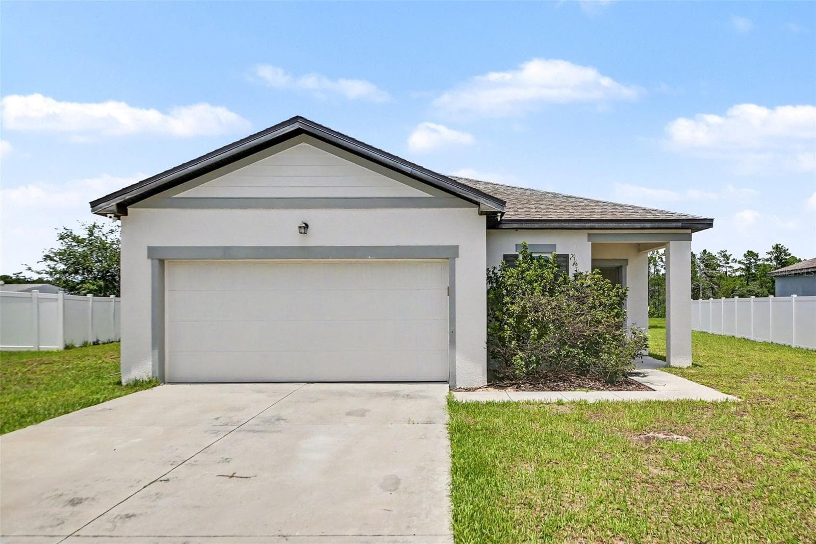 Single Family Residence at 1006 COMMUTER DR, DELTONA, photo 20 of 24