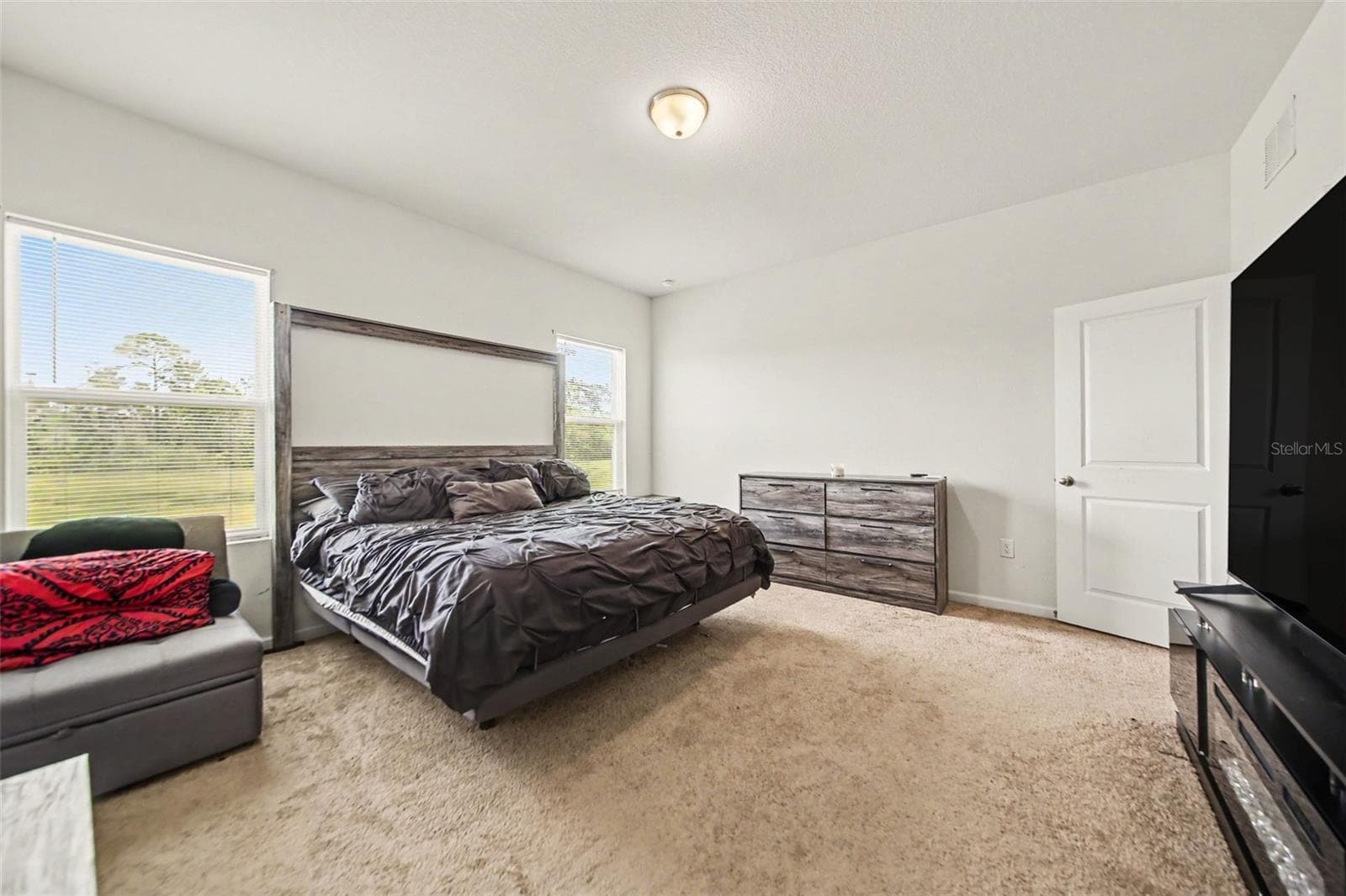 Single Family Residence at 1006 COMMUTER DR, DELTONA, photo 12 of 24