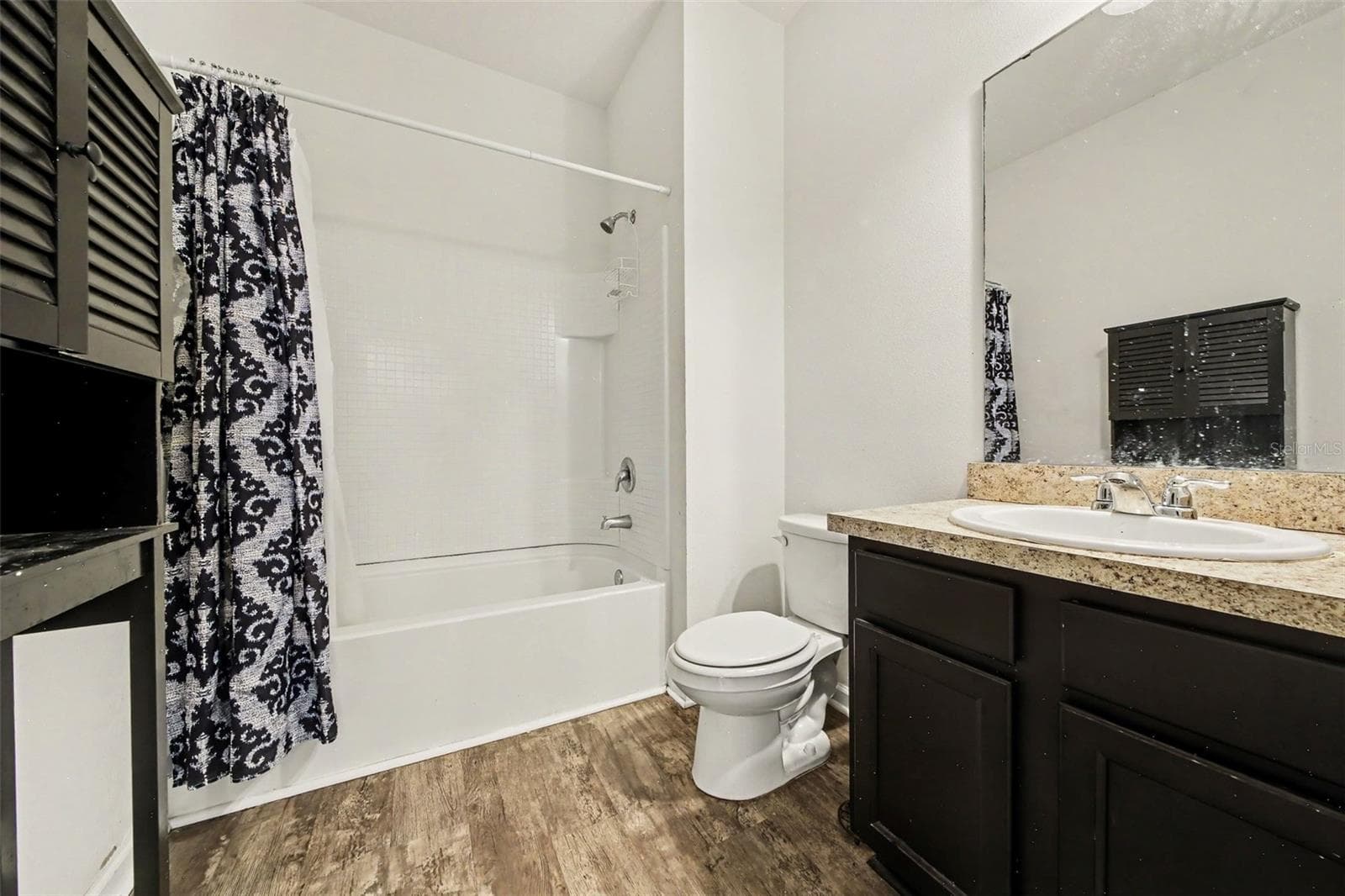 Single Family Residence at 1006 COMMUTER DR, DELTONA, photo 17 of 24