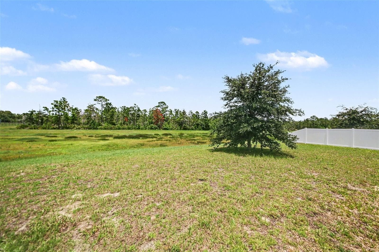 Single Family Residence at 1006 COMMUTER DR, DELTONA, photo 23 of 24