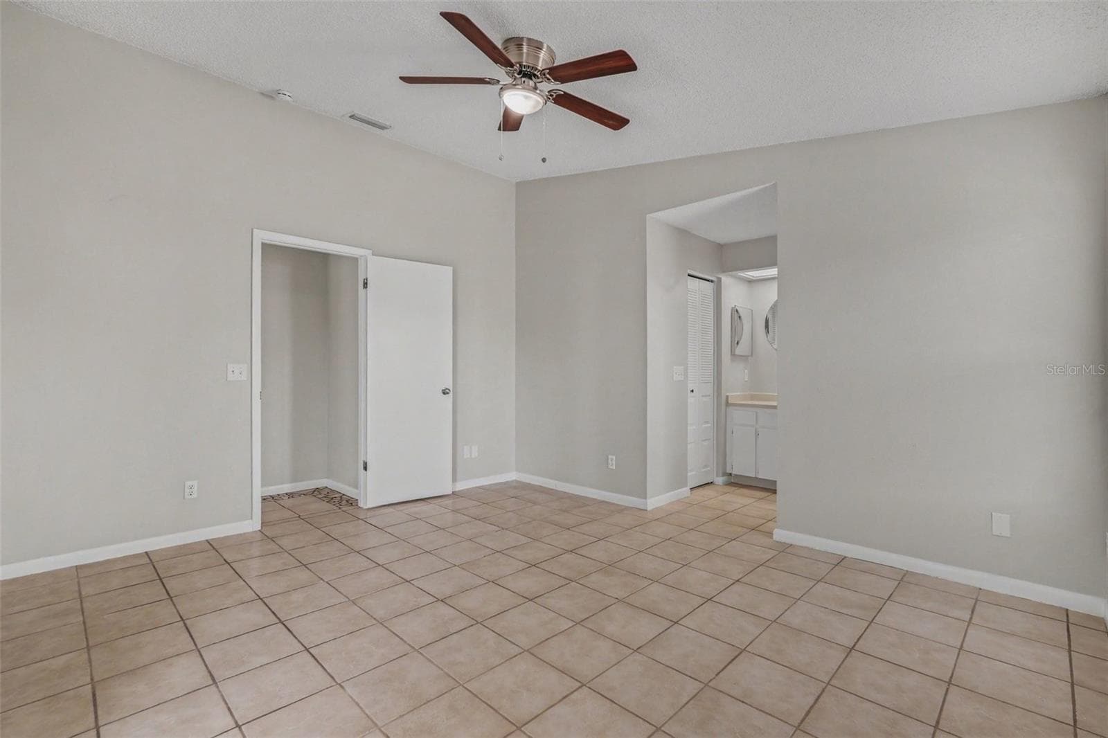 Single Family Residence at 8434 SUN DR, PORT RICHEY, photo 12 of 21