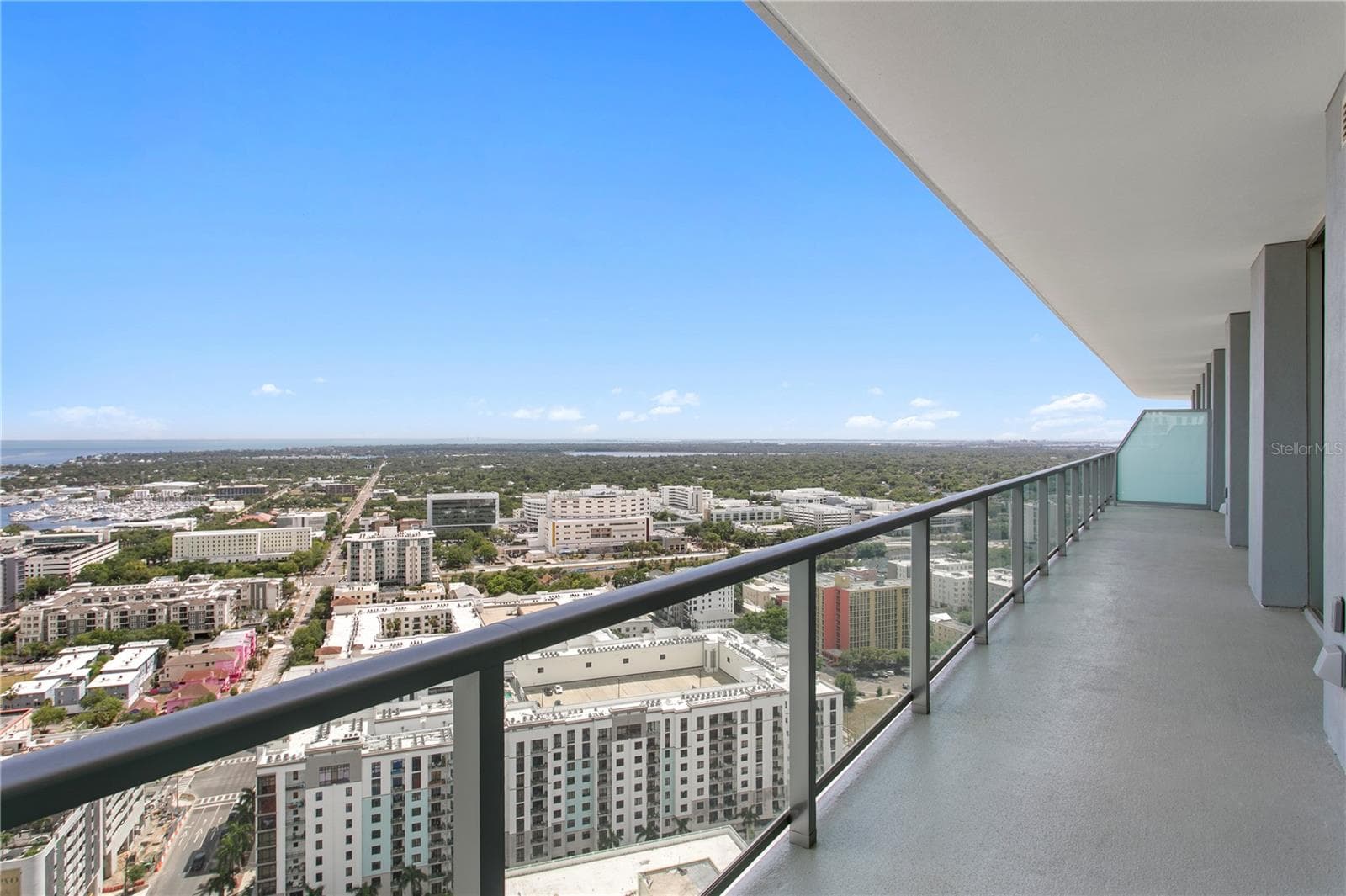Condominium at 400 CENTRAL AVE #3005, ST PETERSBURG, photo 6 of 59