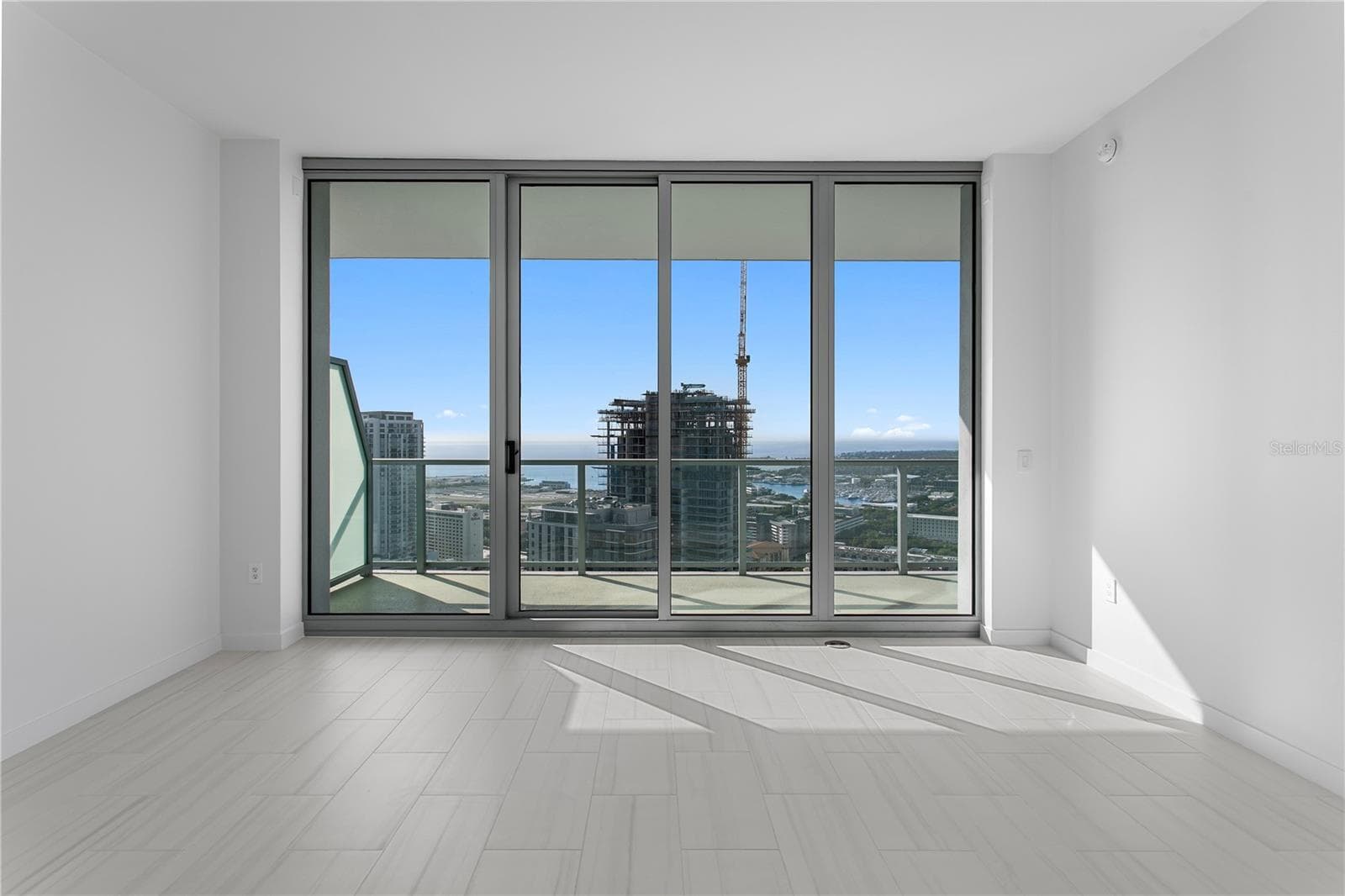 Primary Bedroom with En-Suite and sunrise Views! - 400 CENTRAL AVE #3005, ST PETERSBURG