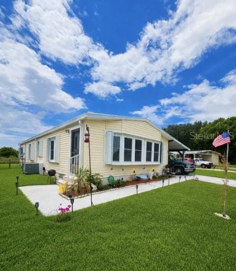 475 PAPAYA CIR