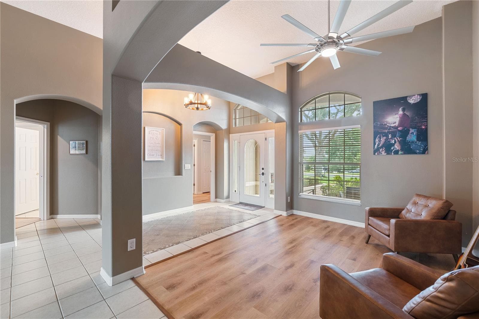 Single Family Residence at 1283 LEGENDARY BLVD, CLERMONT, photo 3 of 37