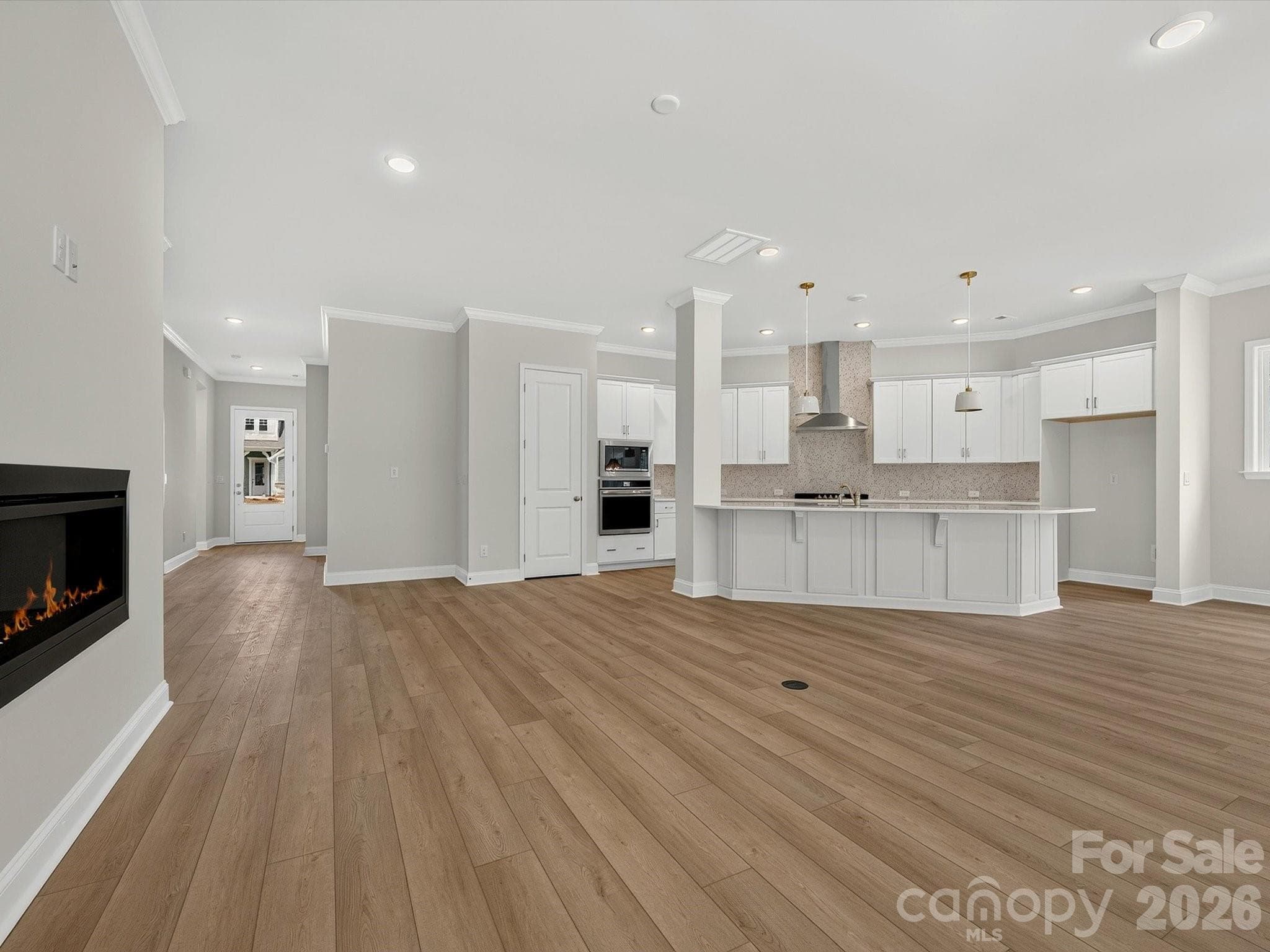 Single Family Residence at Waxhaw, photo 7 of 17