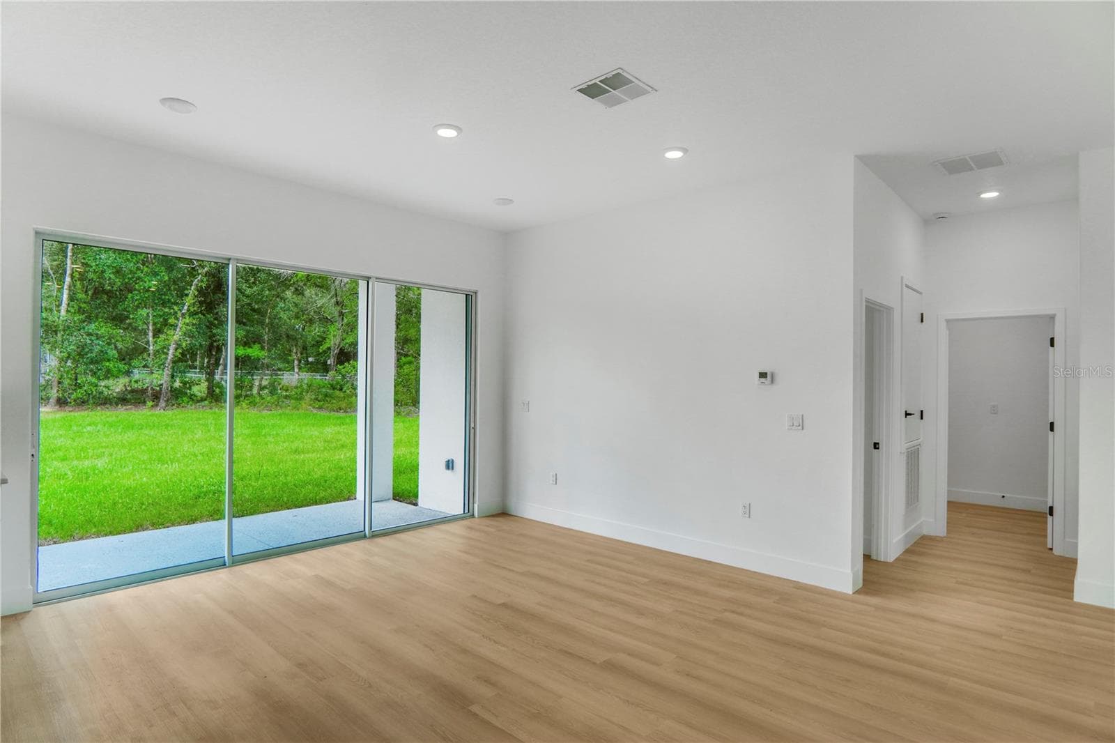 Single Family Residence at 8383 N IBSEN DR, CITRUS SPRINGS, photo 2 of 34