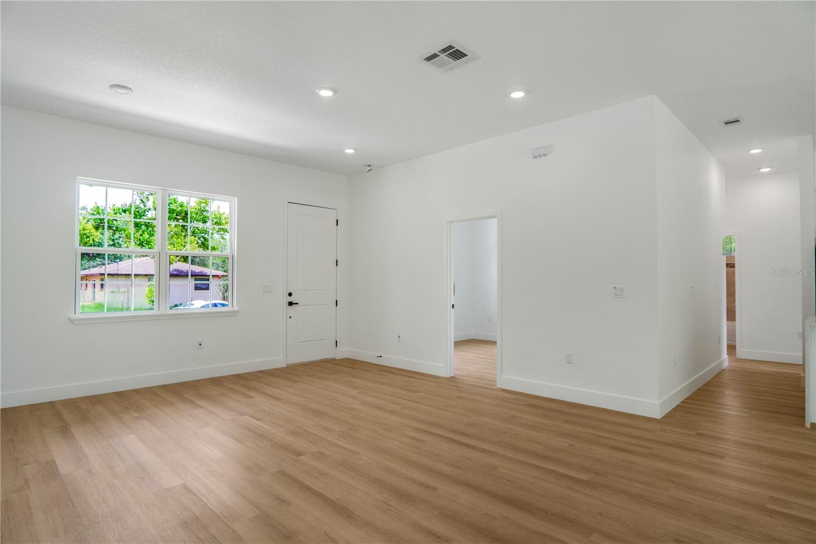 Single Family Residence at 8383 N IBSEN DR, CITRUS SPRINGS, photo 5 of 34