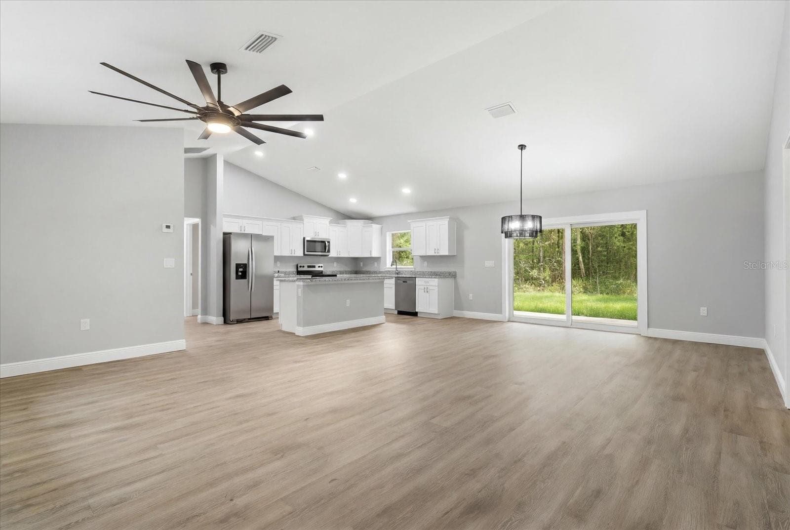 Single Family Residence at 8727 N SPIKES WAY, DUNNELLON, photo 11 of 41