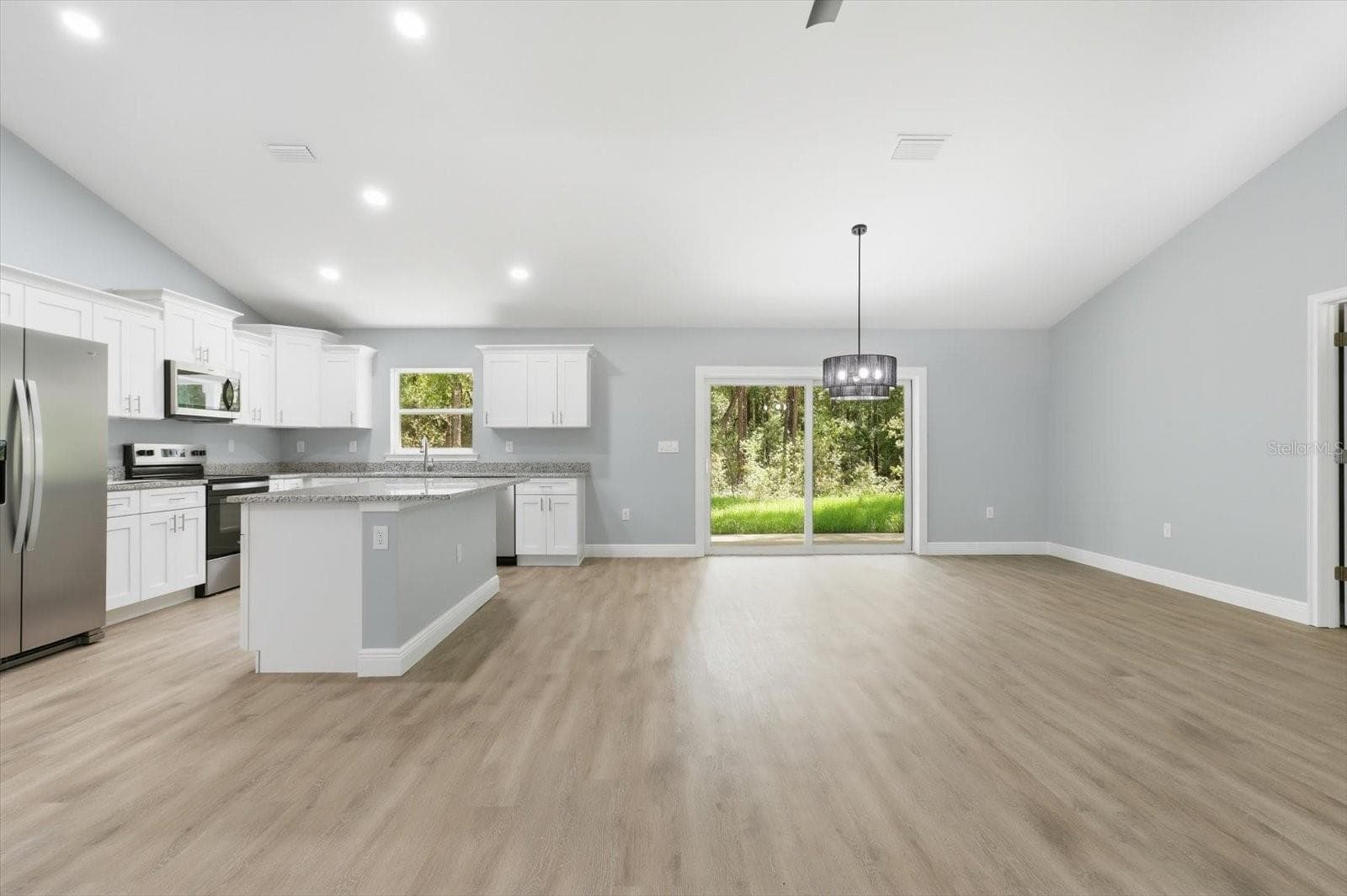 Single Family Residence at 8727 N SPIKES WAY, DUNNELLON, photo 12 of 41