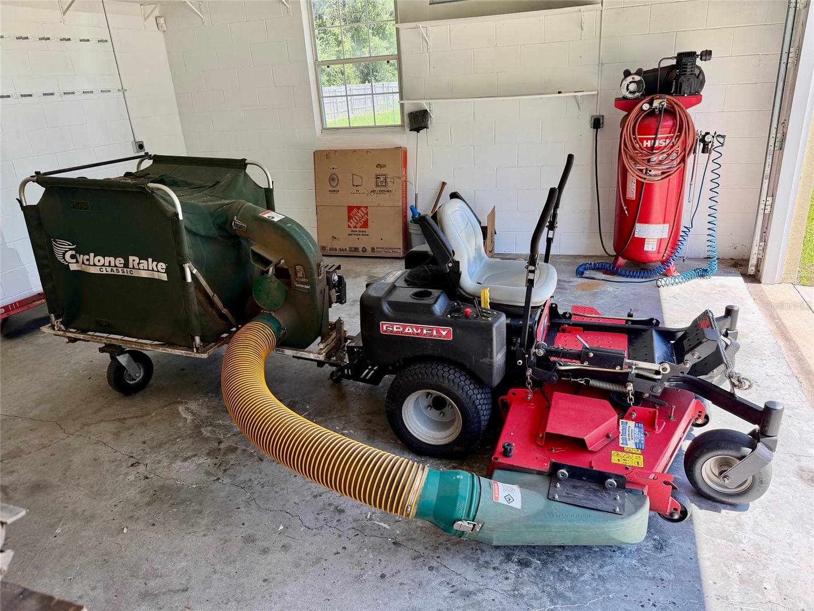 Compressor - 3701 W ANTHONY RD, OCALA