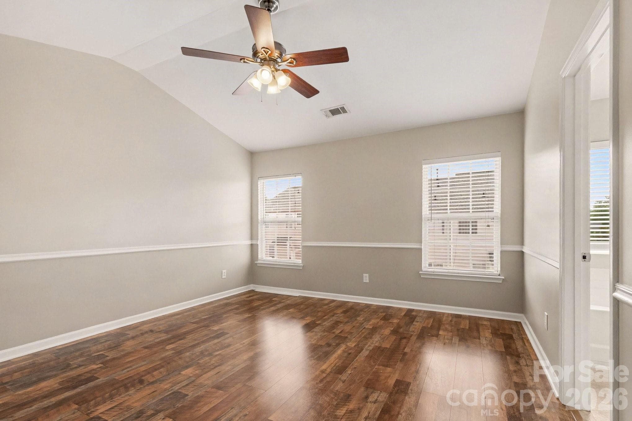 Primary Bedrooms - Charlotte