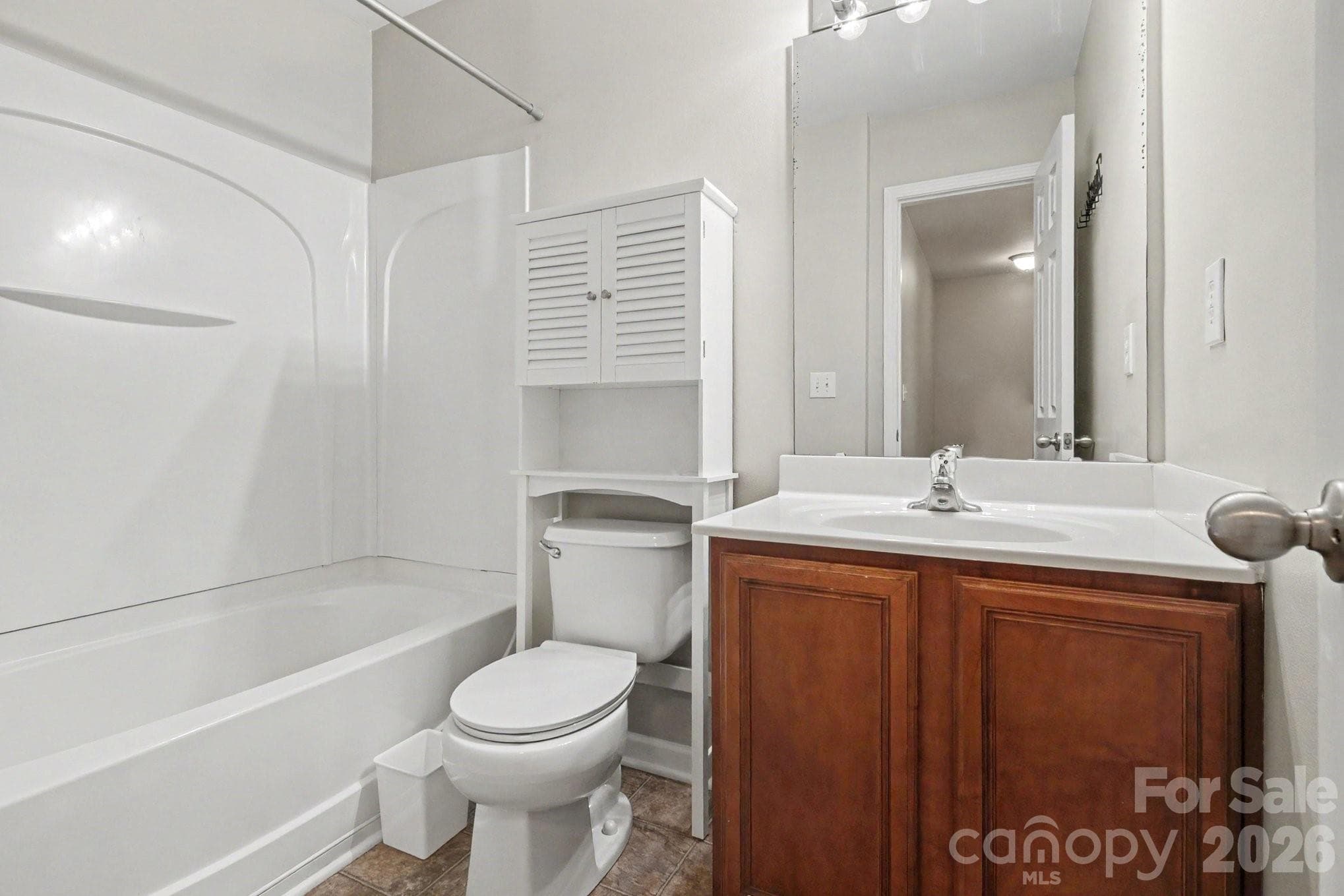 Hallway full Bathroom - Charlotte