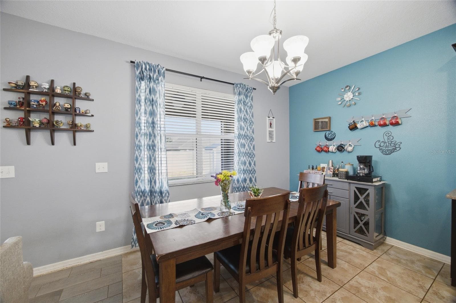Single Family Residence at 15410 DAKOTA SKY PL, SUN CITY CENTER, photo 11 of 50