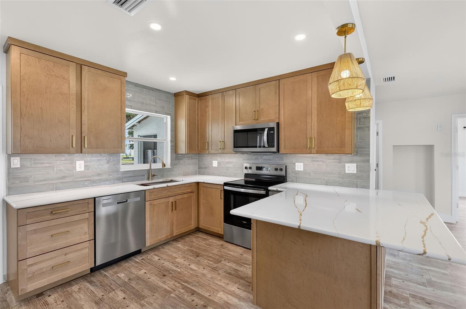 View of kitchen from living area/dining area - 10451 MARION ST, ENGLEWOOD