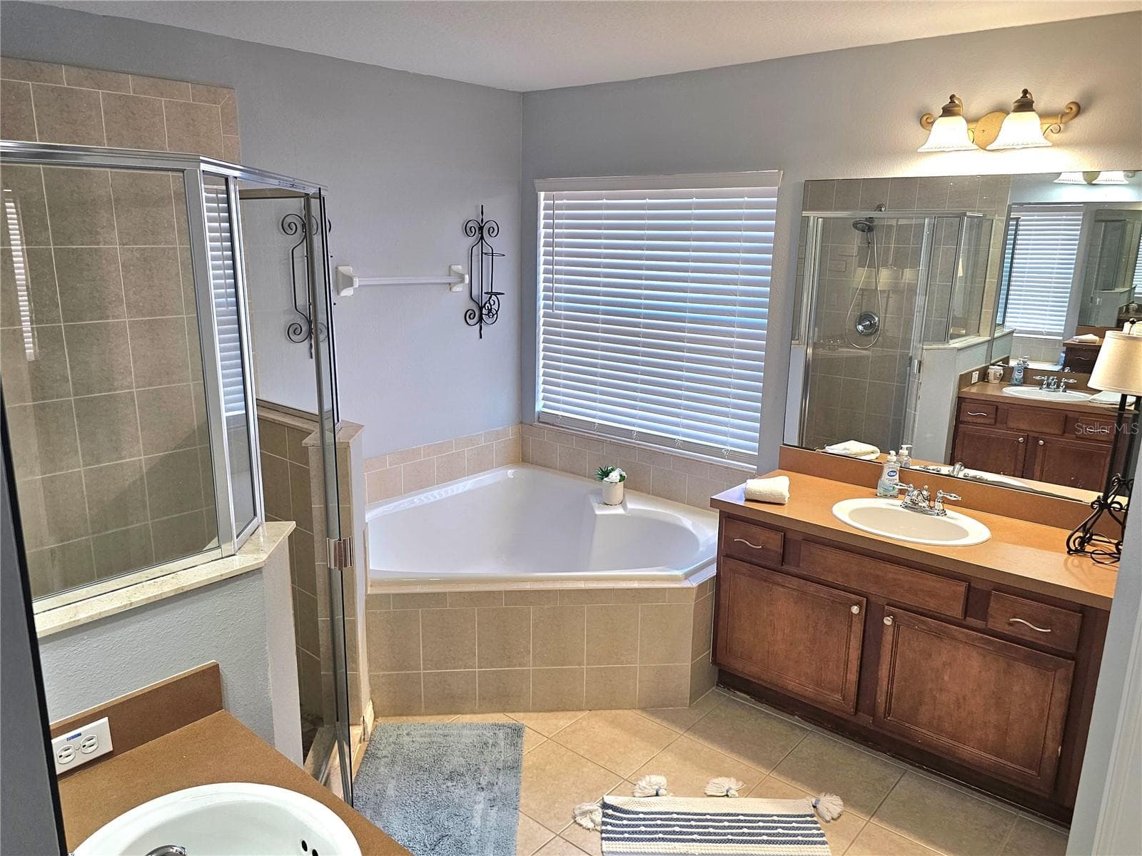 Master Bathroom - 34224 SHADEWOOD CIR, LEESBURG