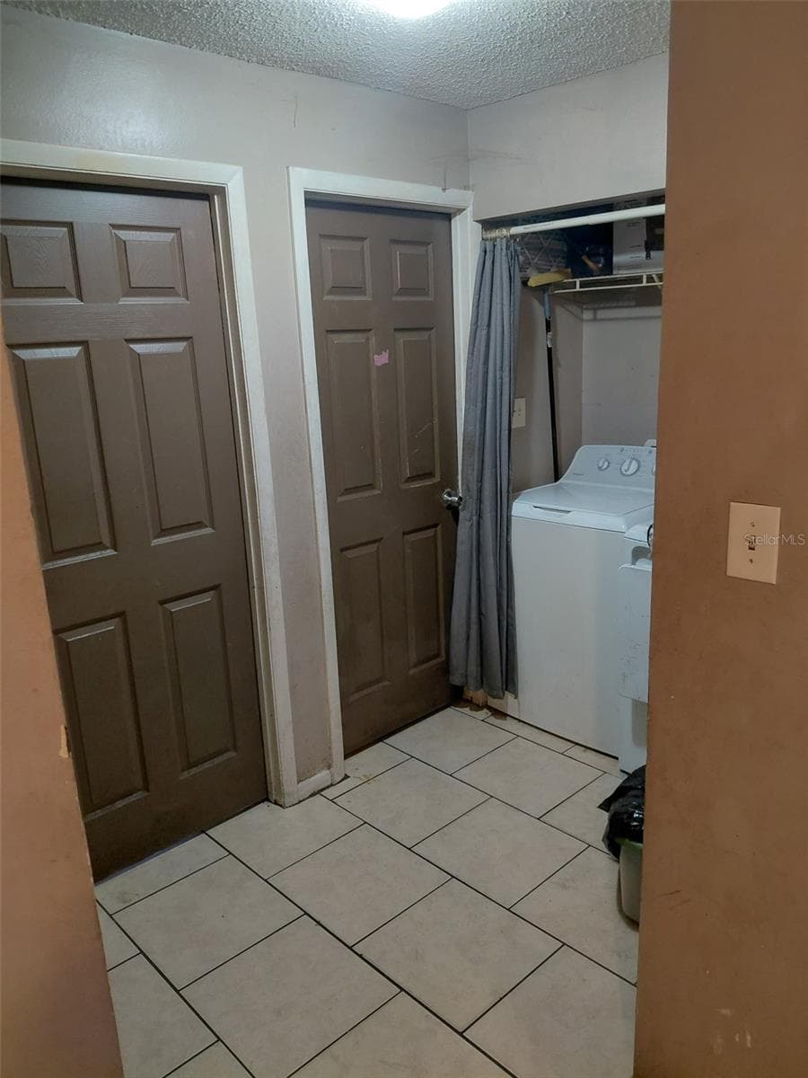 Single Family Residence at 1903 E 23RD AVE, TAMPA, photo 5 of 7