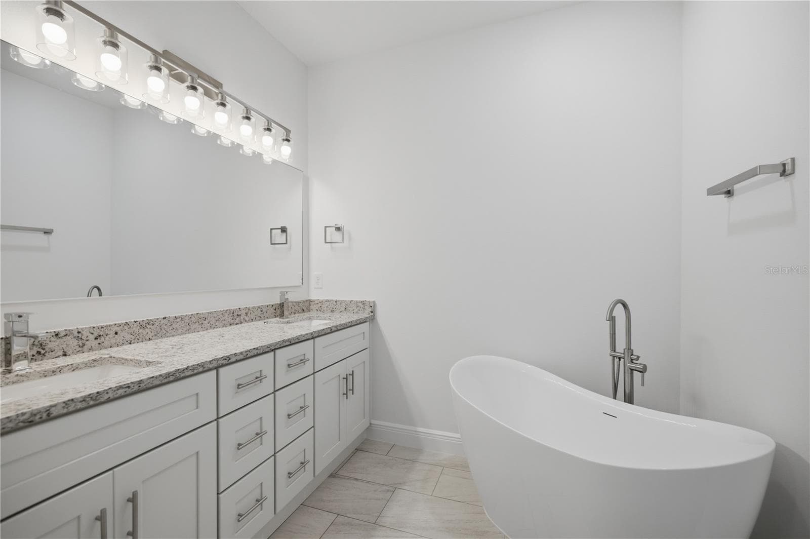 Single Family Residence at 10735 N MALVA WAY DR, CITRUS SPRINGS, photo 13 of 35