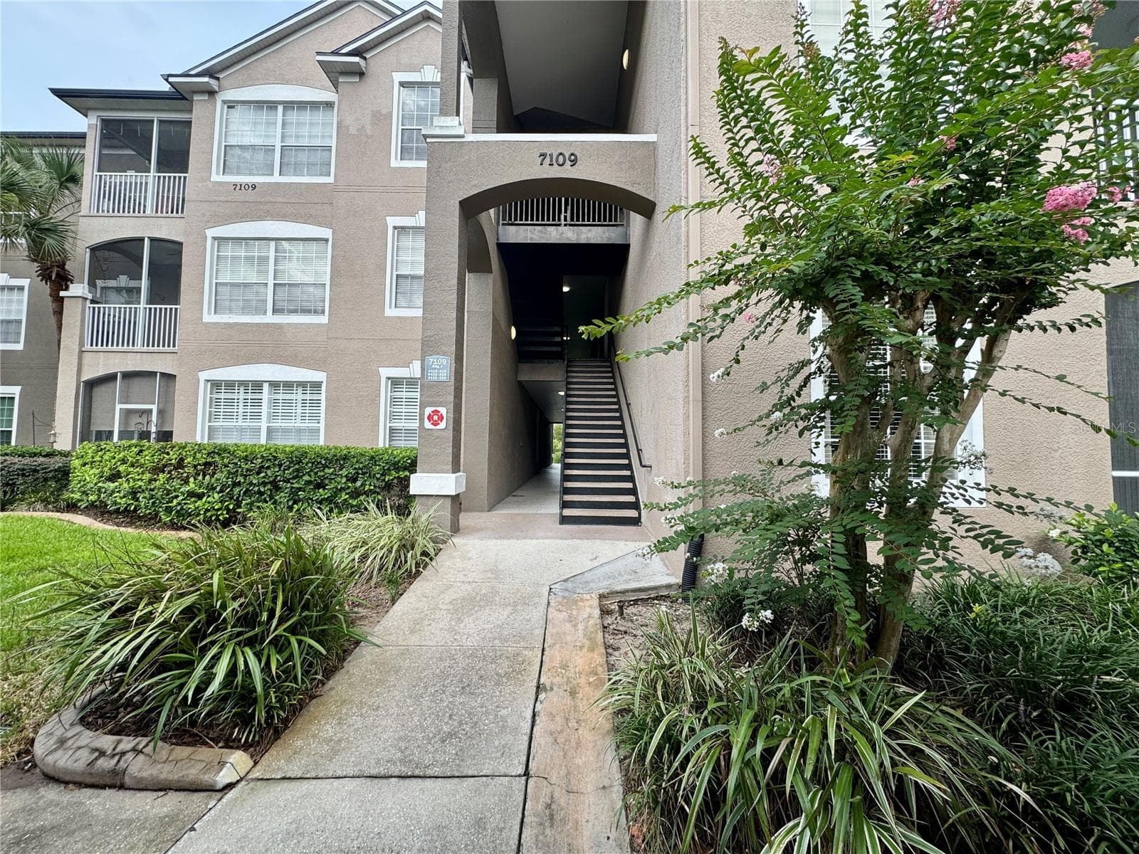 7109 YACHT BASIN AVE #418