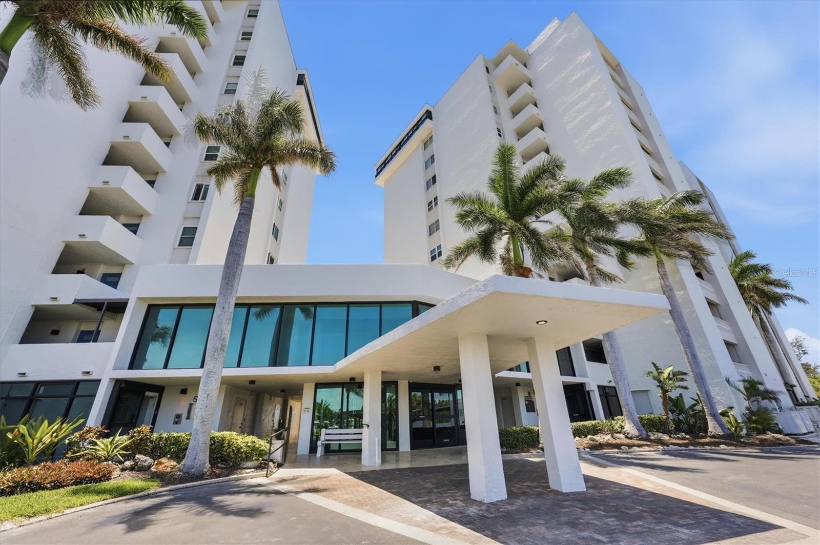 Condominium at 20 WHISPERING SANDS DR #501, SARASOTA, photo 6 of 72