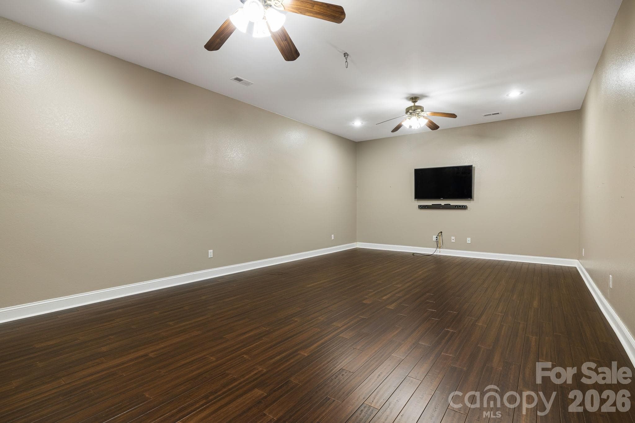 Downstairs Bonus Room - Hendersonville